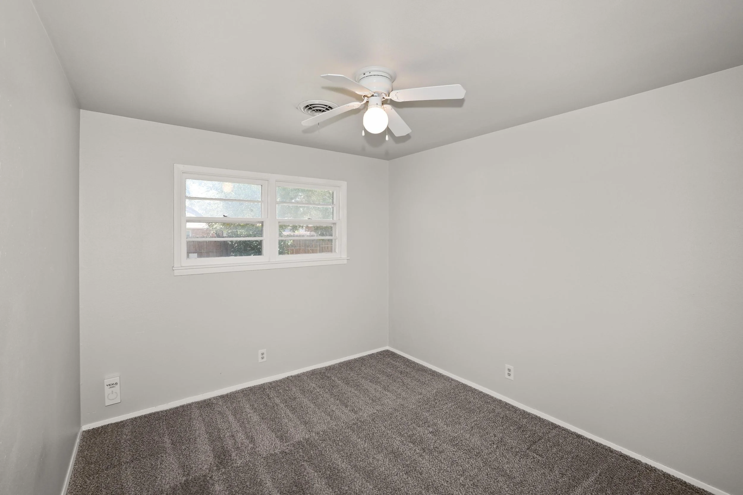 16-2nd Bedroom.jpg