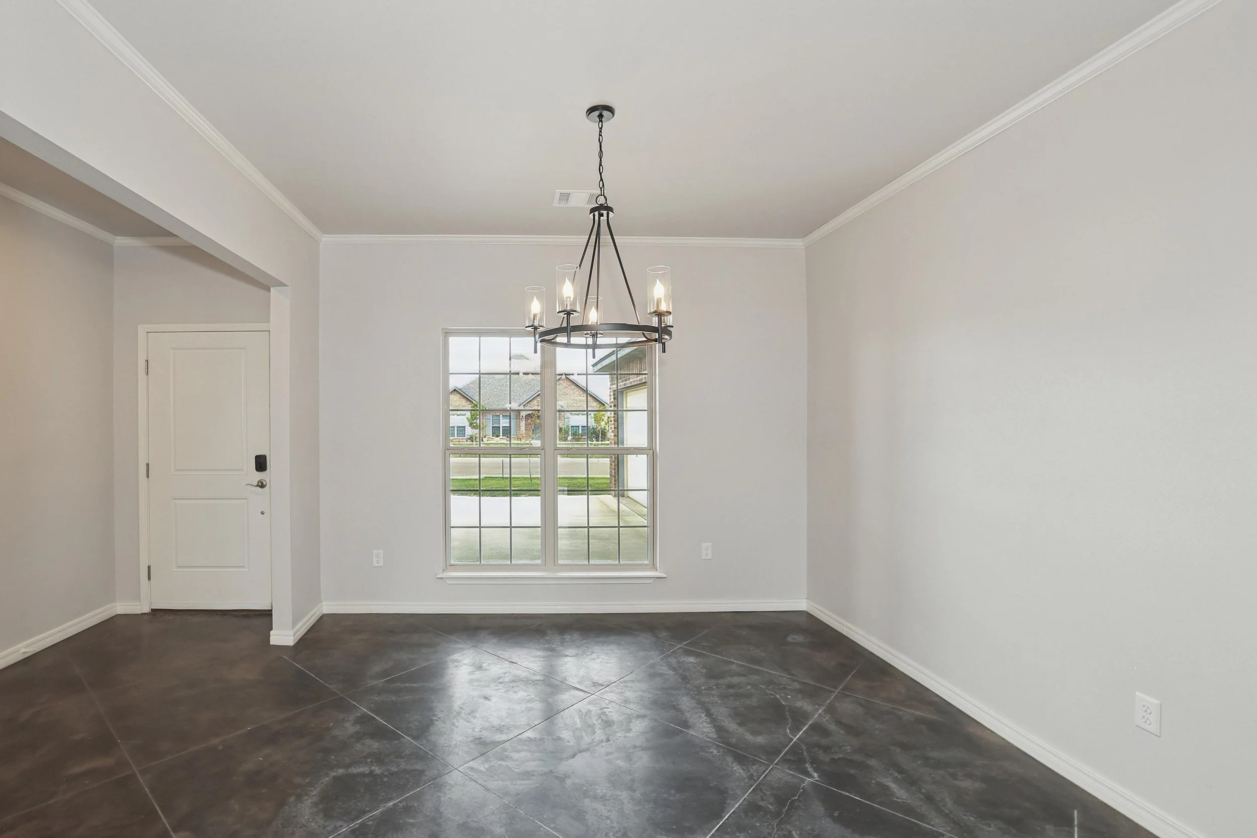 5-Formal Dining Area.jpg