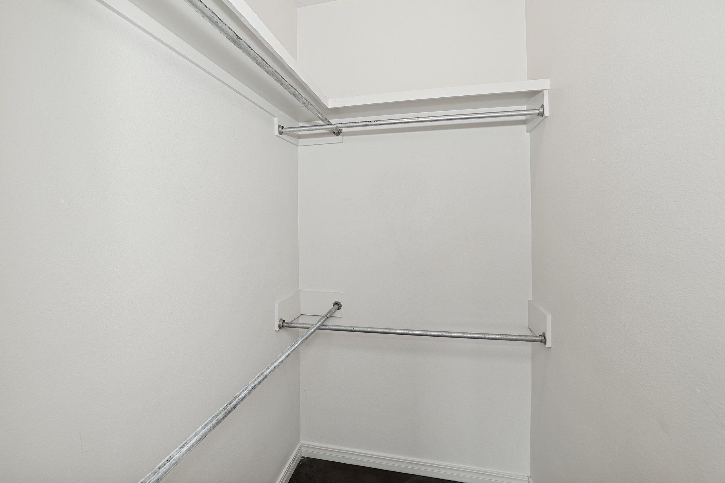 25-3rd Bedroom Closet.jpg