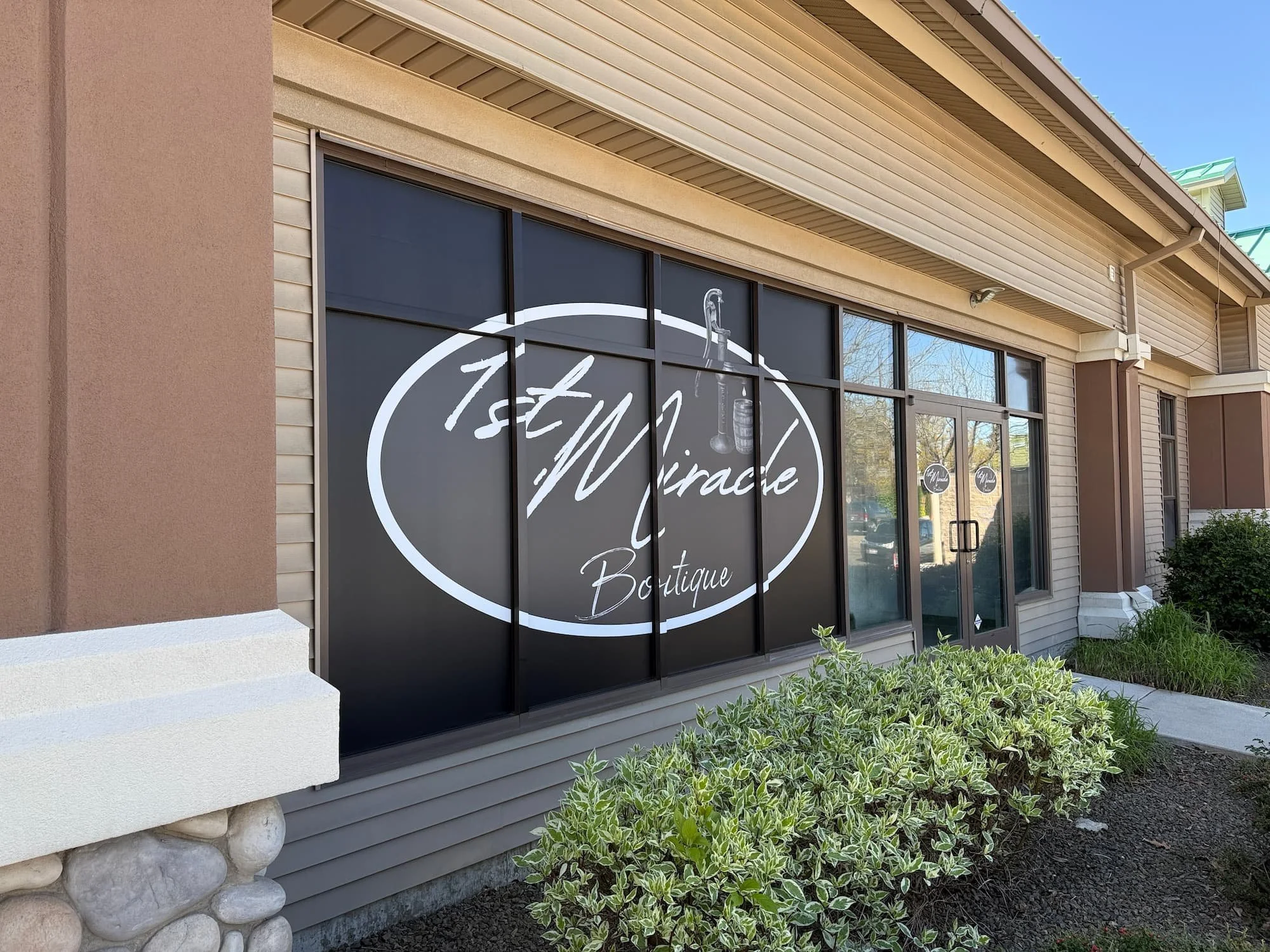 Window Graphics @ 1st Miracle Boutique