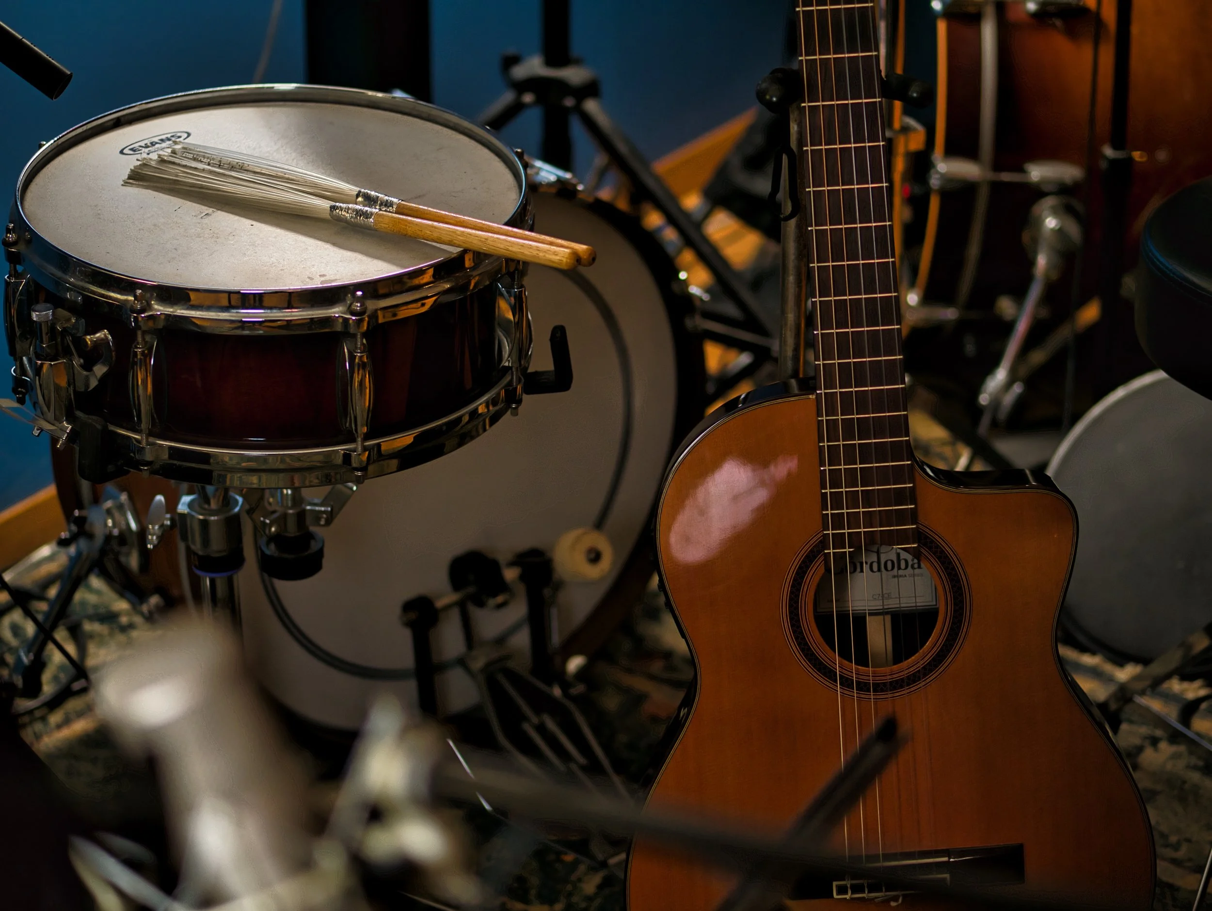 Snare Brush Guitar.jpeg