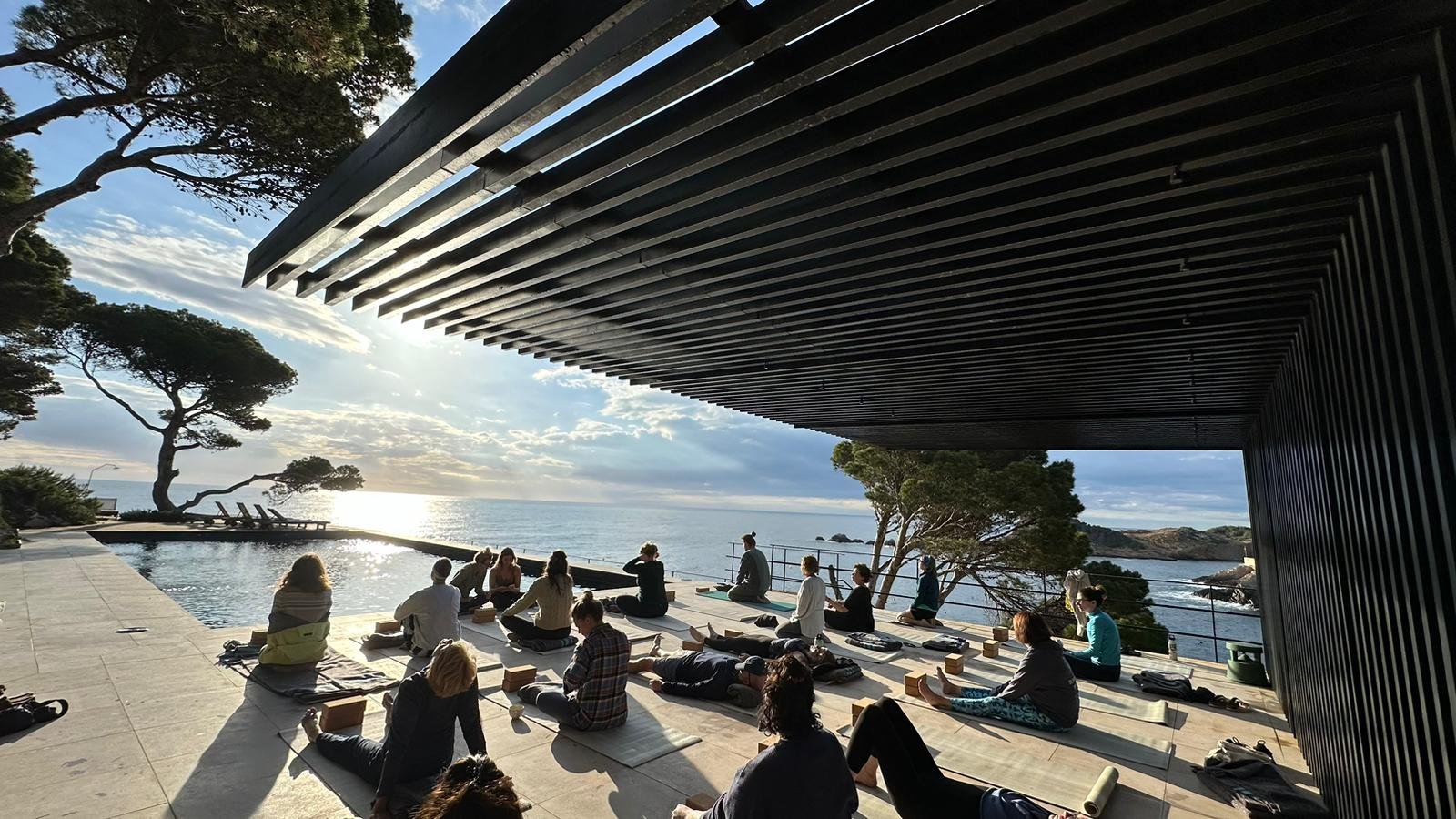 Yoga space 1 w yogis.jpg