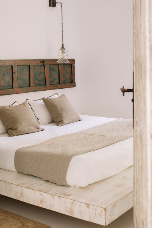 Villa Annex King Bedroom.jpg