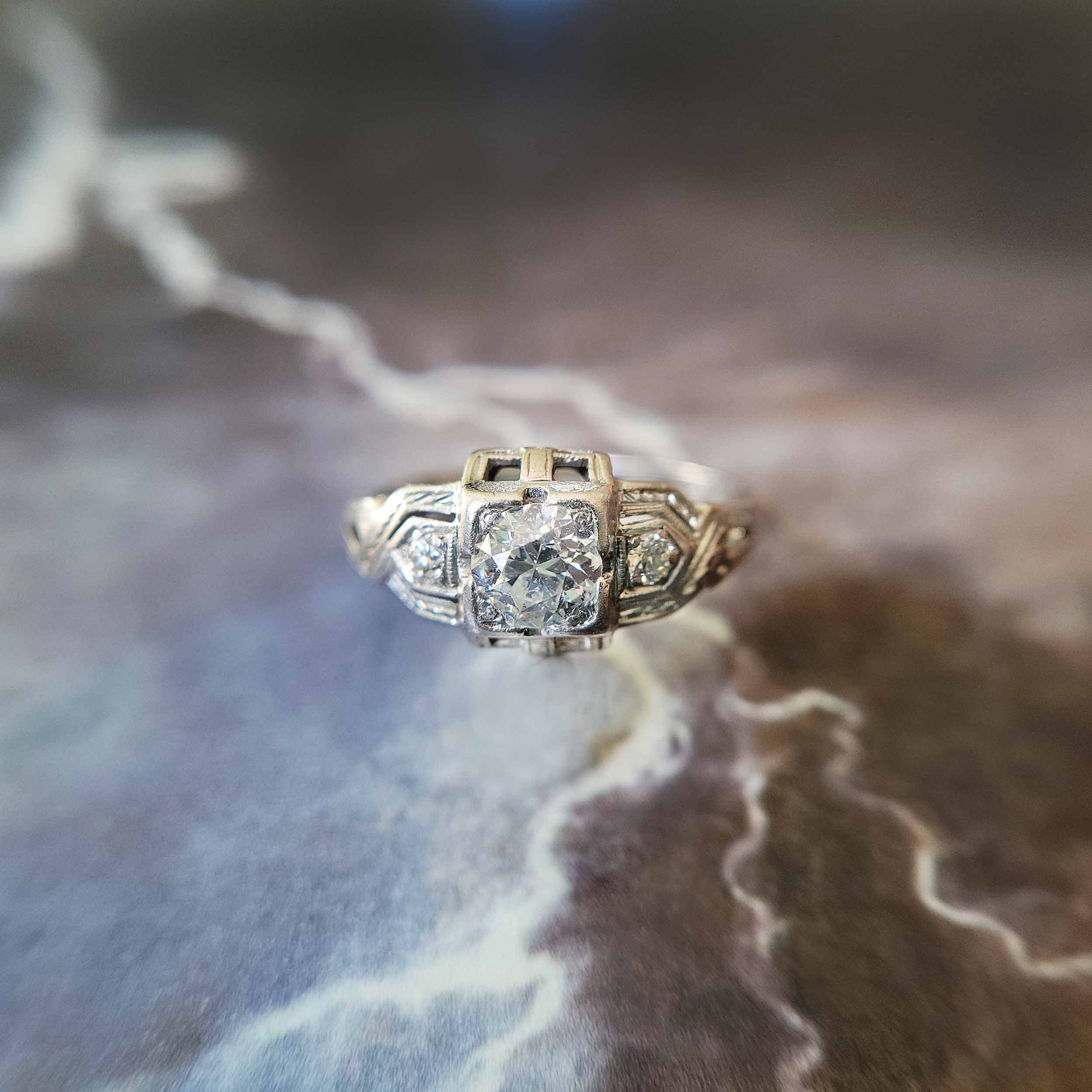Art Deco Engagement Ring, Baguette Cut Diamond Ring, Simple Wedding Ring,  Modern Vintage Ring - Etsy