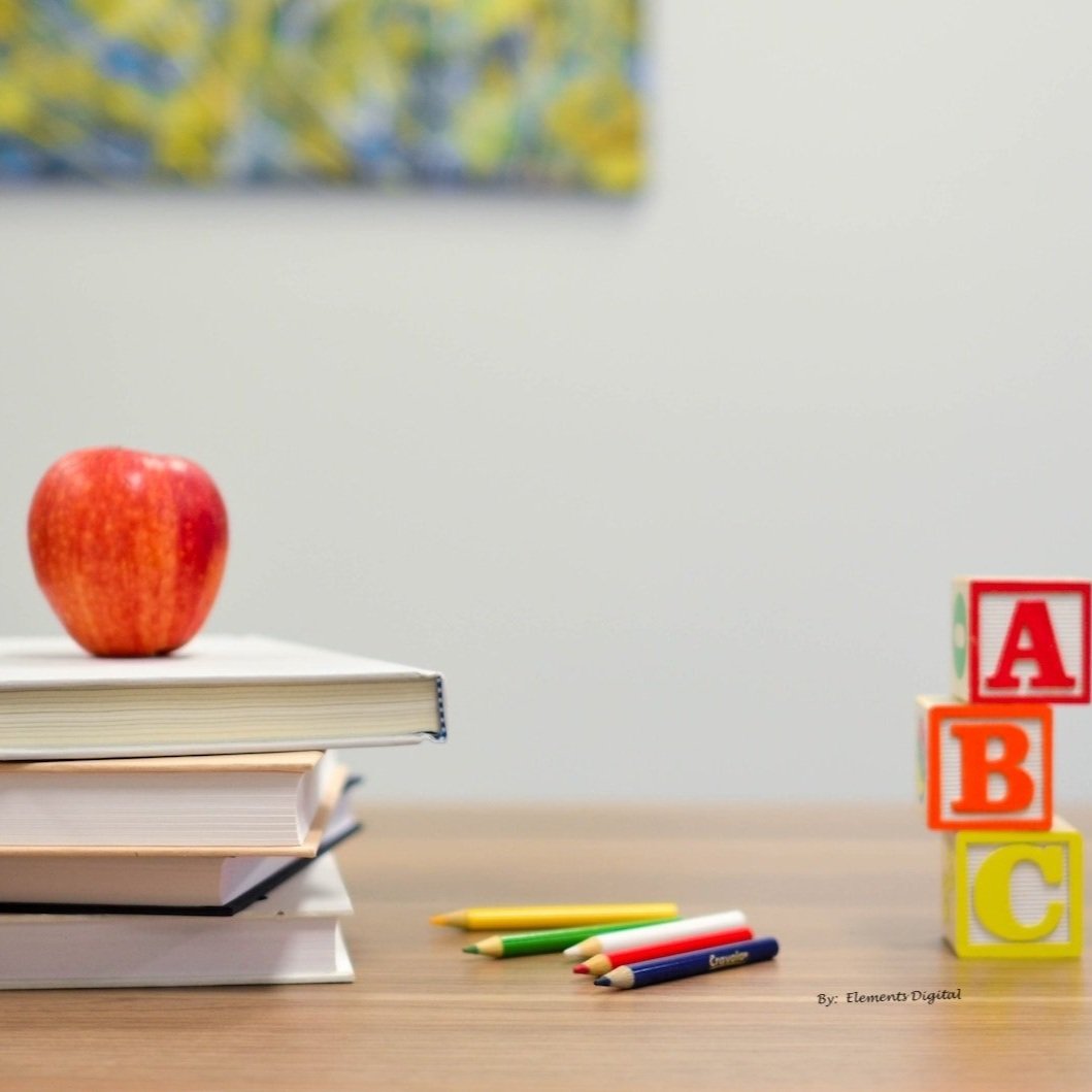 Women Over 55 Stay Engaged with a Lifelong Learning Mindset