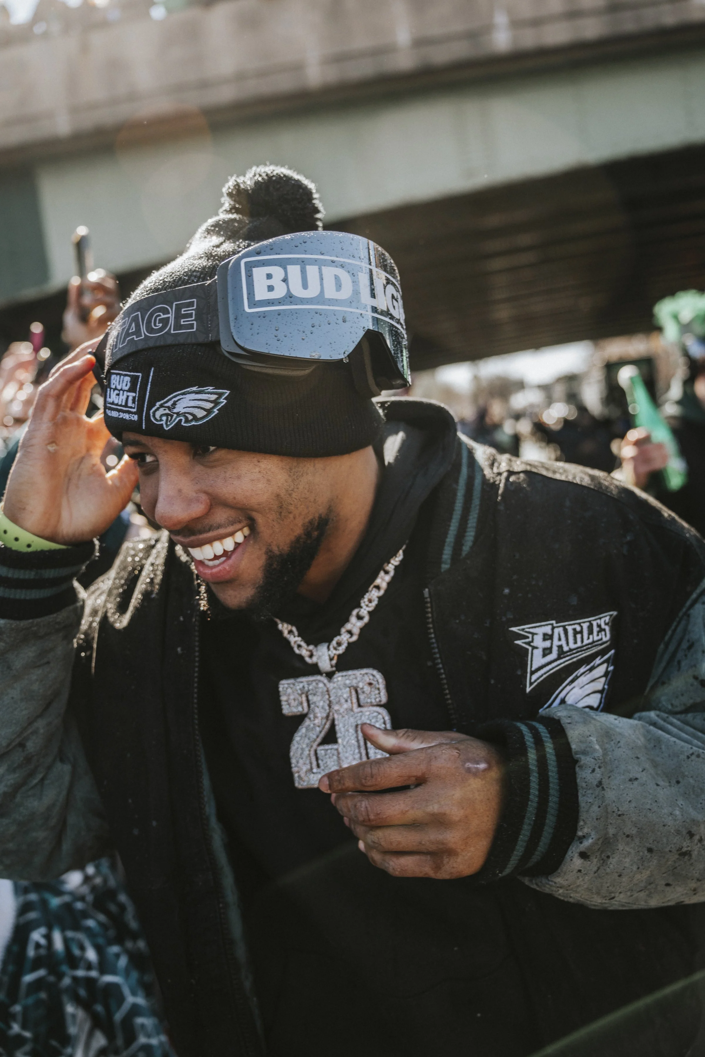 1000Eagles SB-71.jpg