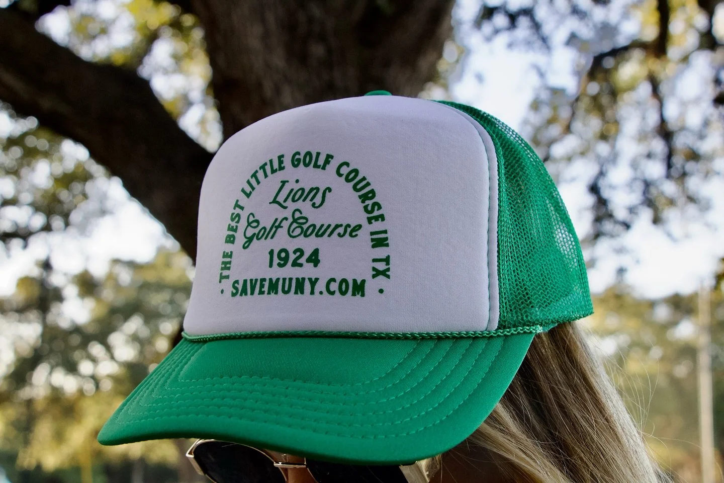 Shop Muny Merch for your Christmas gifts this year🎄🎅 'Best Little Golf Course in Texas' trucker hats and many more fun items available on our website or at the link in bio! 

#SaveMuny #LionsMunicipalGolfCourse #MunyConservancy