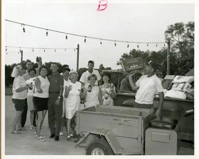 This 1960 picture has us counting down to the 19th Hole Party on May 8th ⛳️🎸 Good times, great company, and the magic of Muny just never gets old, does it? 

#LionsMunicipalGolfCourse #SaveMuny