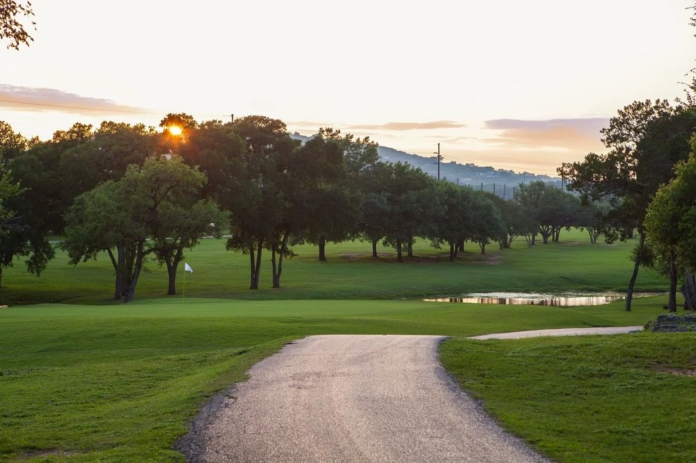 The beauty that is Muny 💚🌳🌅 141-acres of green-space right in the heart of Austin, home to multiple species of wildlife and hundreds of heritage oaks. There's nothing quite like it! 

#SaveMuny #LionsMunicipalGolfCourse