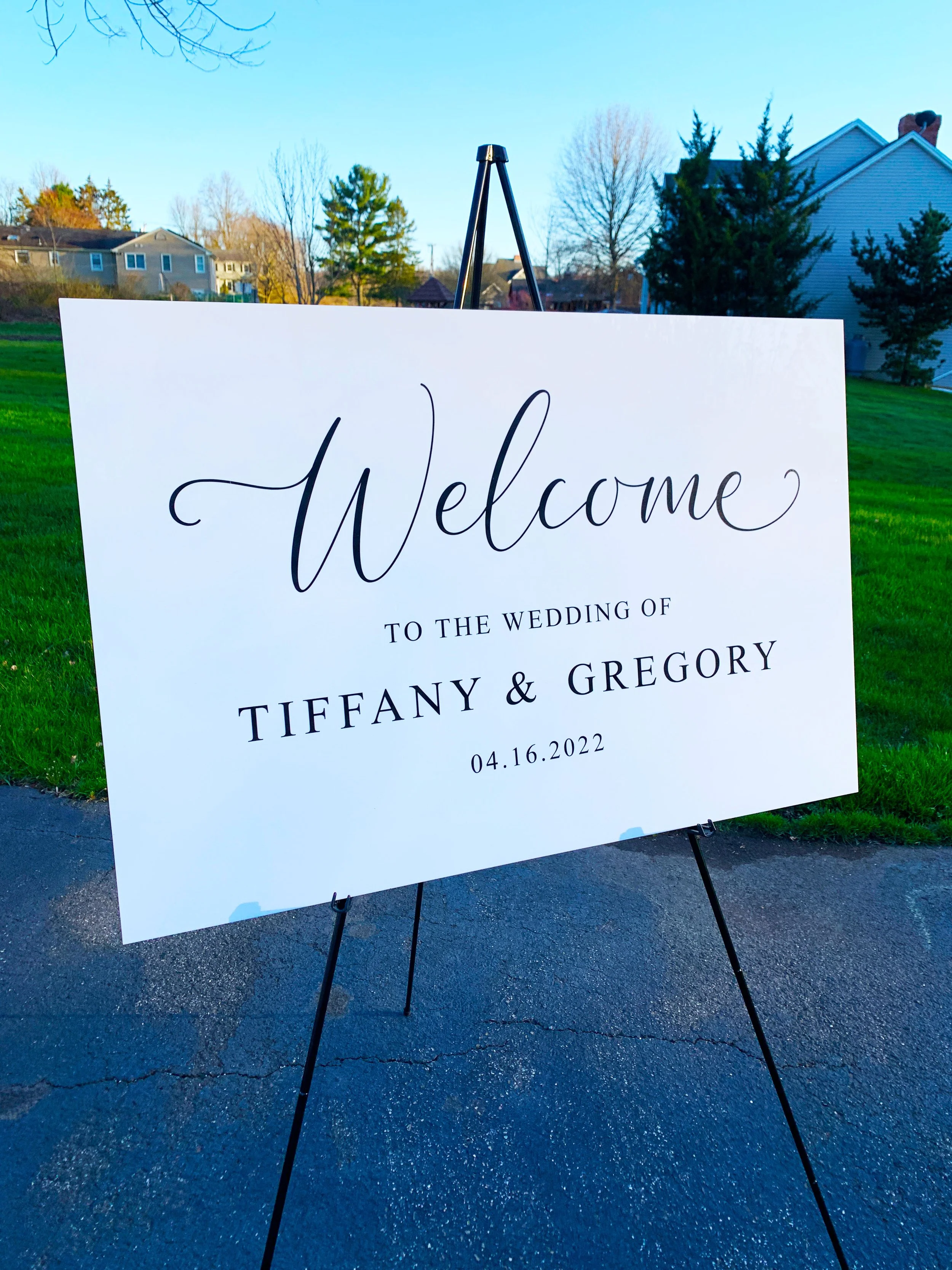 Signage_Tiffany-Griffin-wedding-welcome_24x36-acrylic_4.16.22_01.jpg