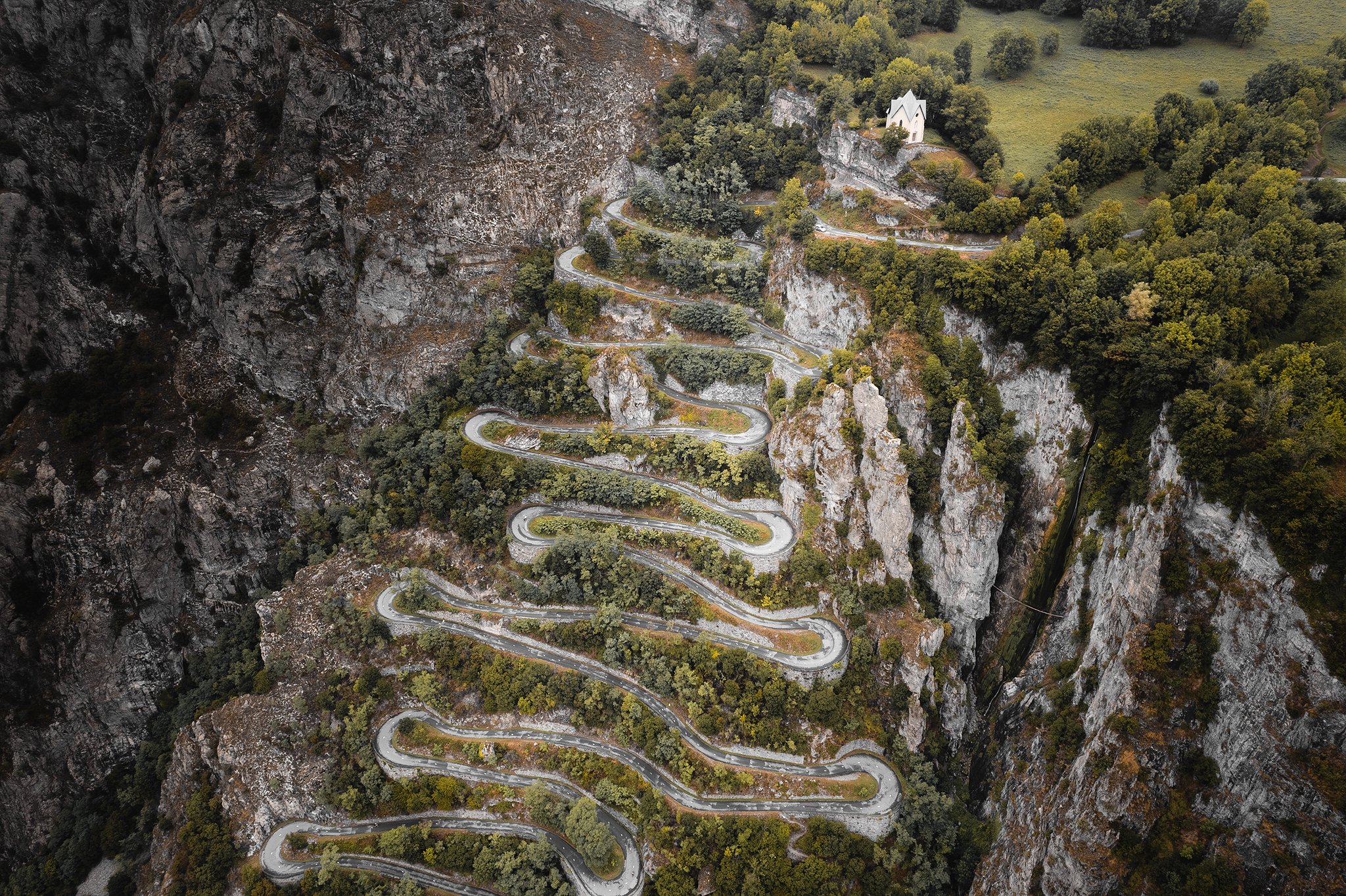Les Alpes - Lacets de Montverier 2 .jpg