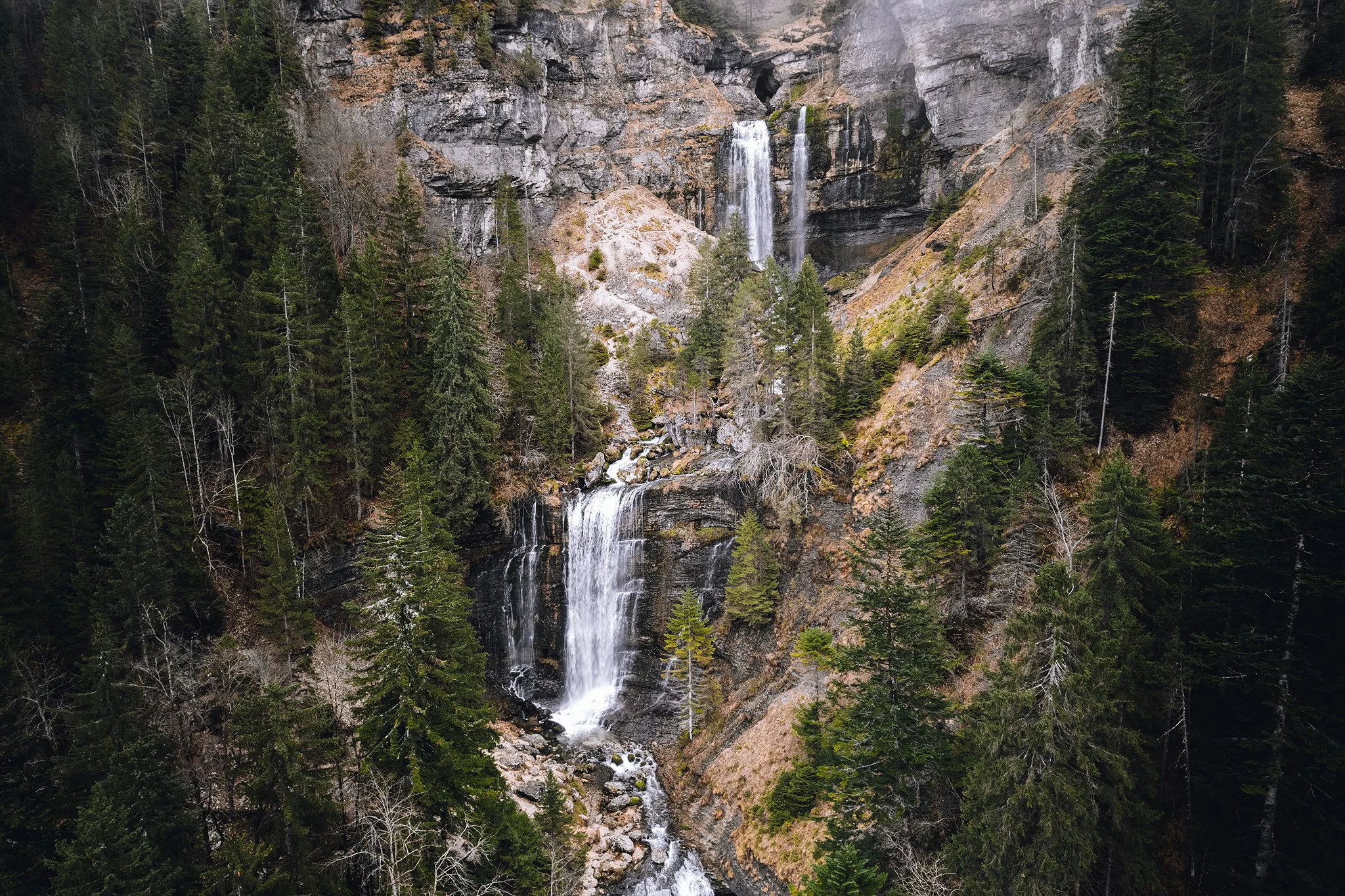 Les Alpes - Cirque de Saint Même.jpg