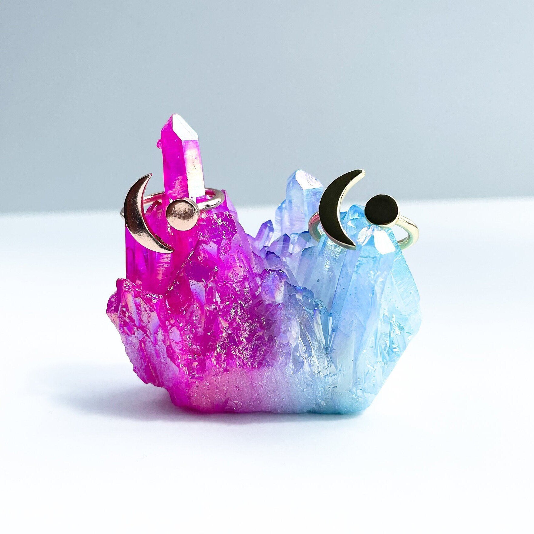 https://i.etsystatic.com/13670549/r/il/43a1e6/3237569375/il_fullxfull.3237569375_8wn6.jpg