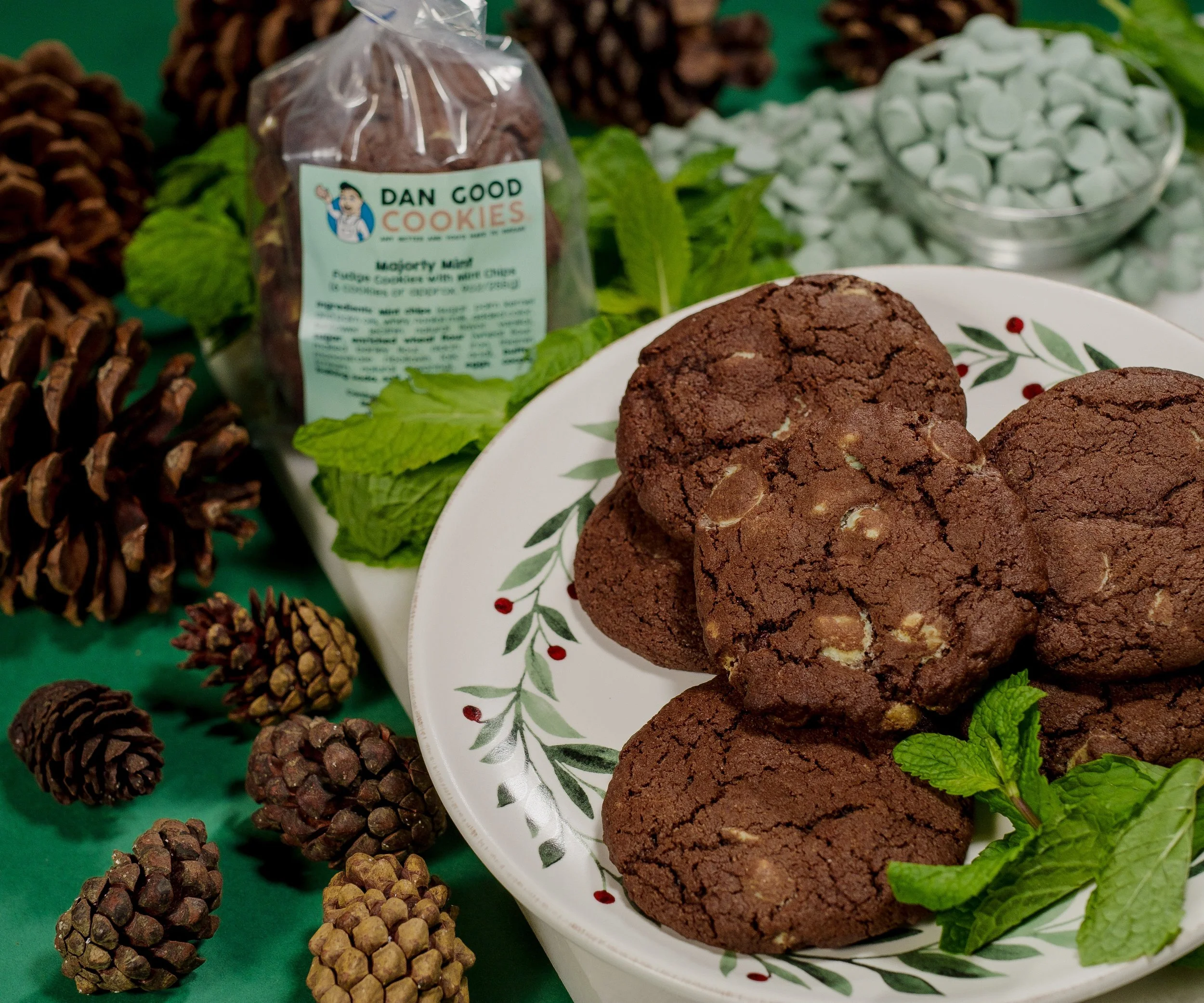 December 7th, 2021 - Oh, Fudge! Fudge Cookies+Mint Chips come together for a perfect combo in Majorly Mint!