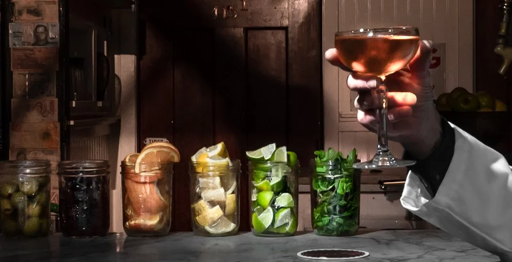 Daphnes Bar Cocktail & Wine Bar Bars in Edmonds WA