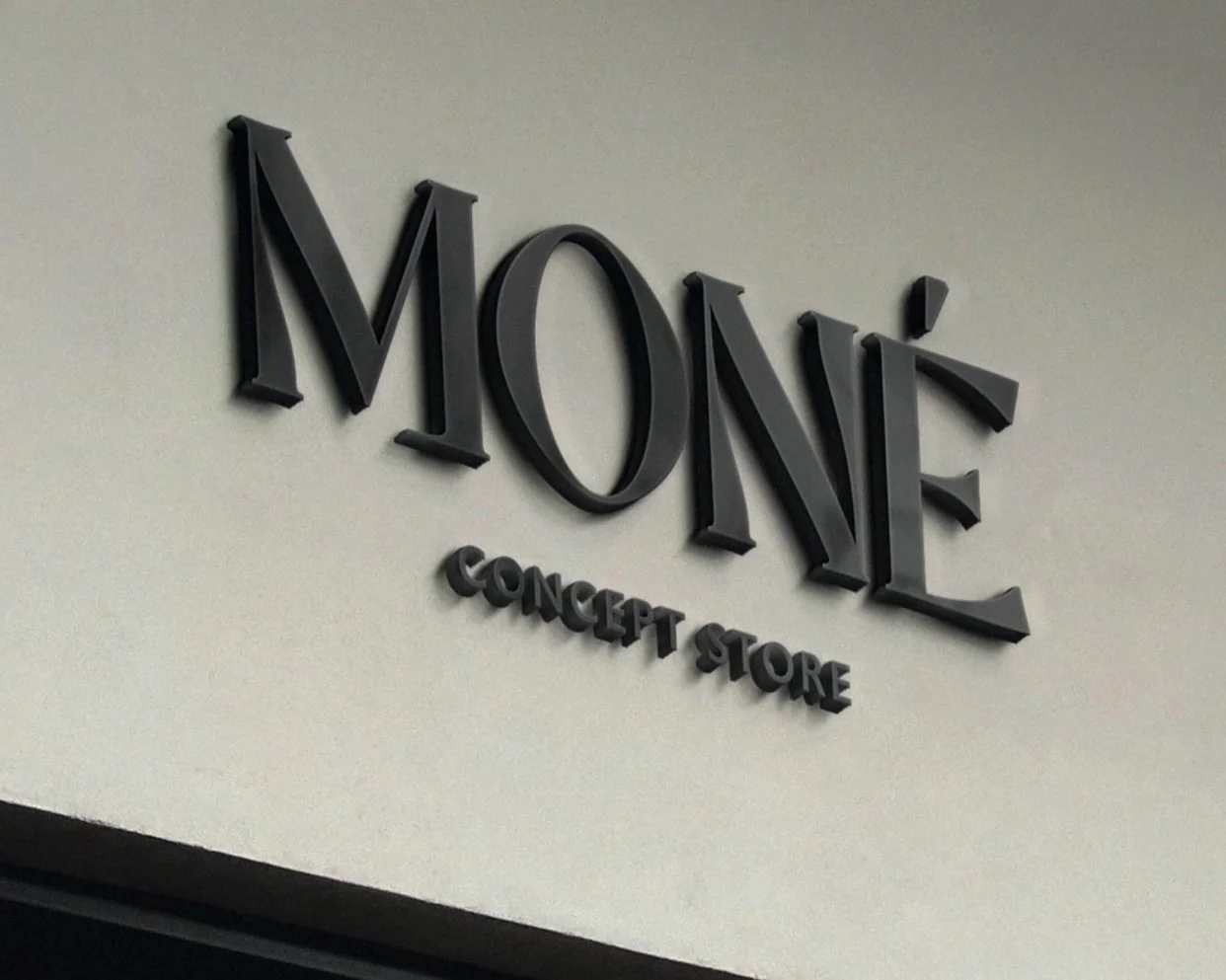Moné Concept Store