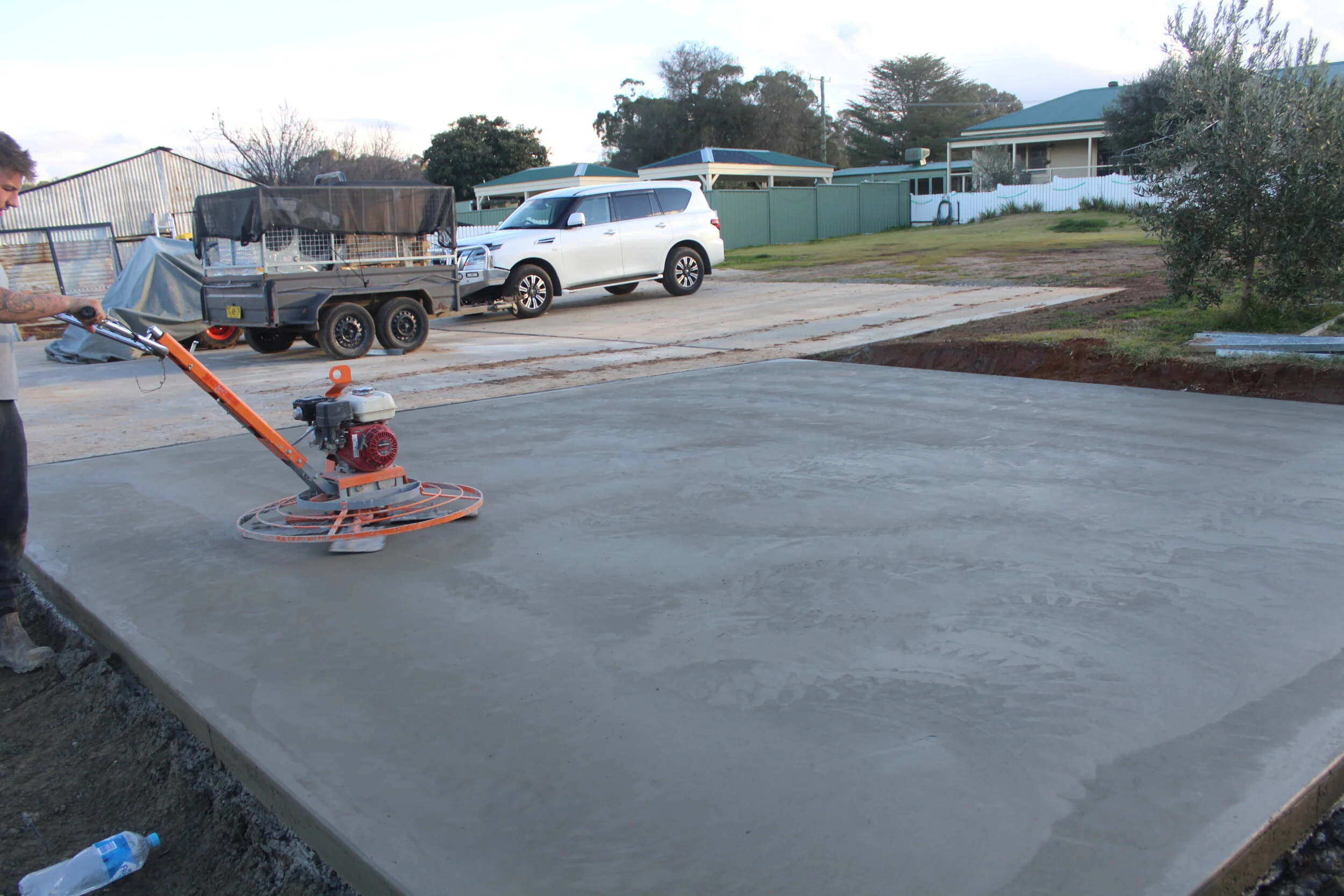 Shed slab with whirly bird finish
