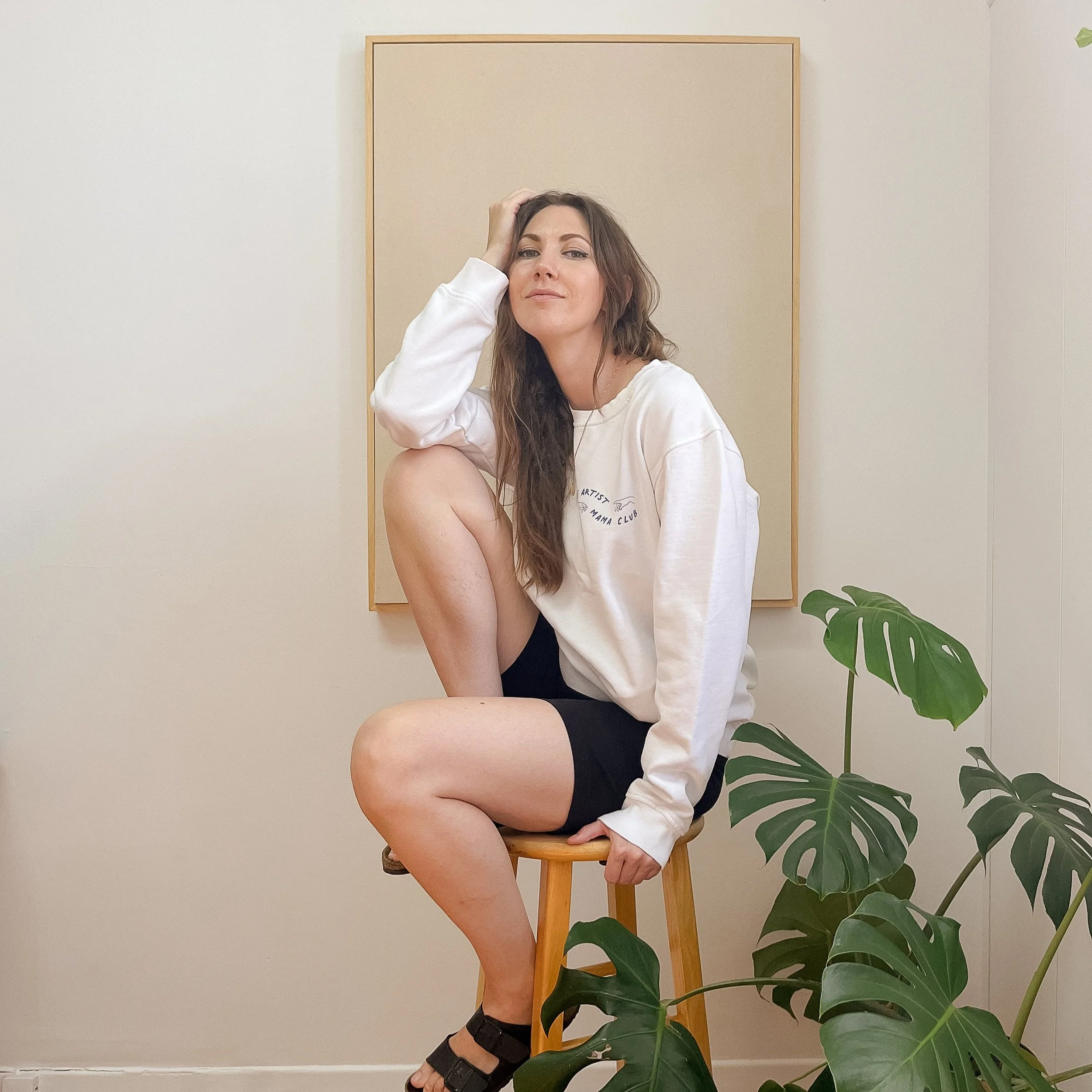 The Artist Mama Club Crewneck - Beige