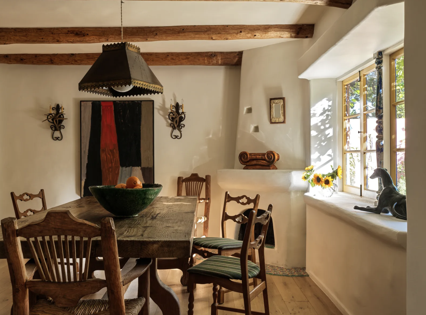 World of Interiors, April 2025