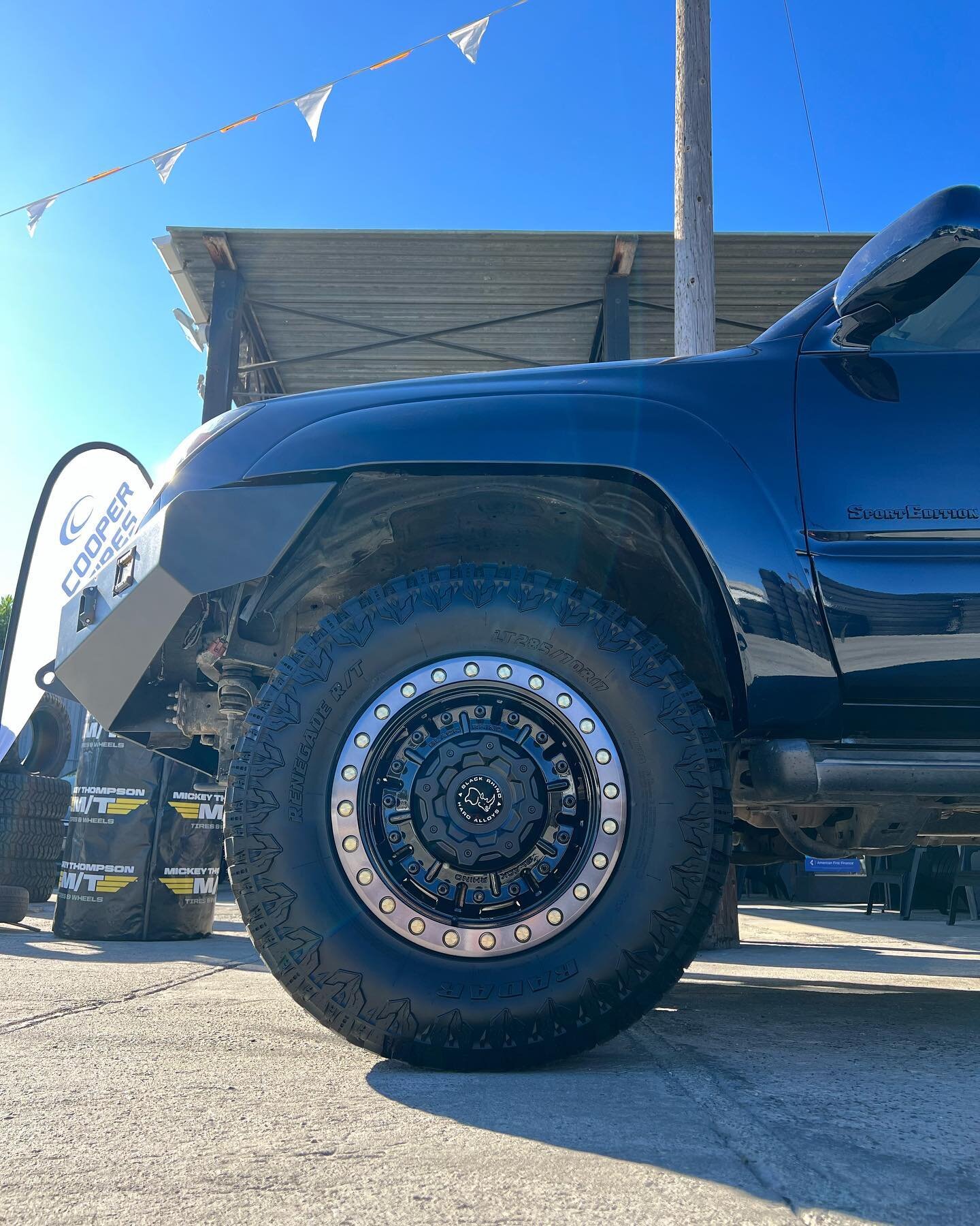 2006 Toyota 4runner on 17&rsquo; Black Rhino Wheels and Radar RT tires
3.5&rsquo; Rough country lift 
#roughcountry #roughcountrysuspension #roughcountrylift #offroad #offroading #offroad4x4 #lifted #liftedtrucks #toyota #toyota4runner #4runner #blac