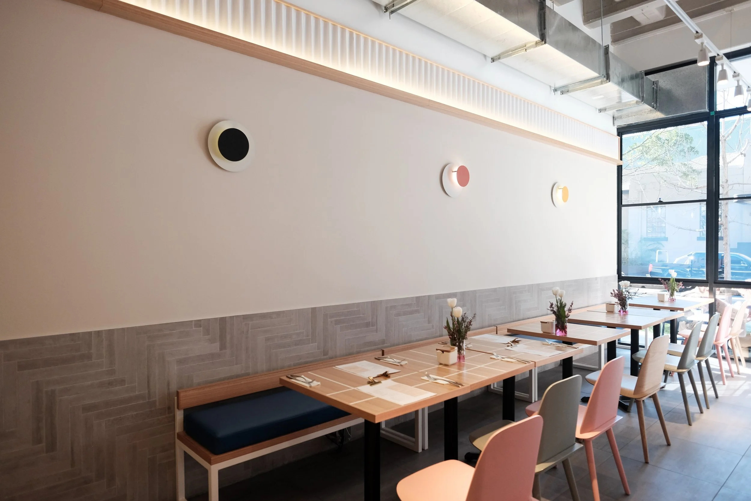 Designing for Community: How Café Spaces Shape Creativity and Collaboration