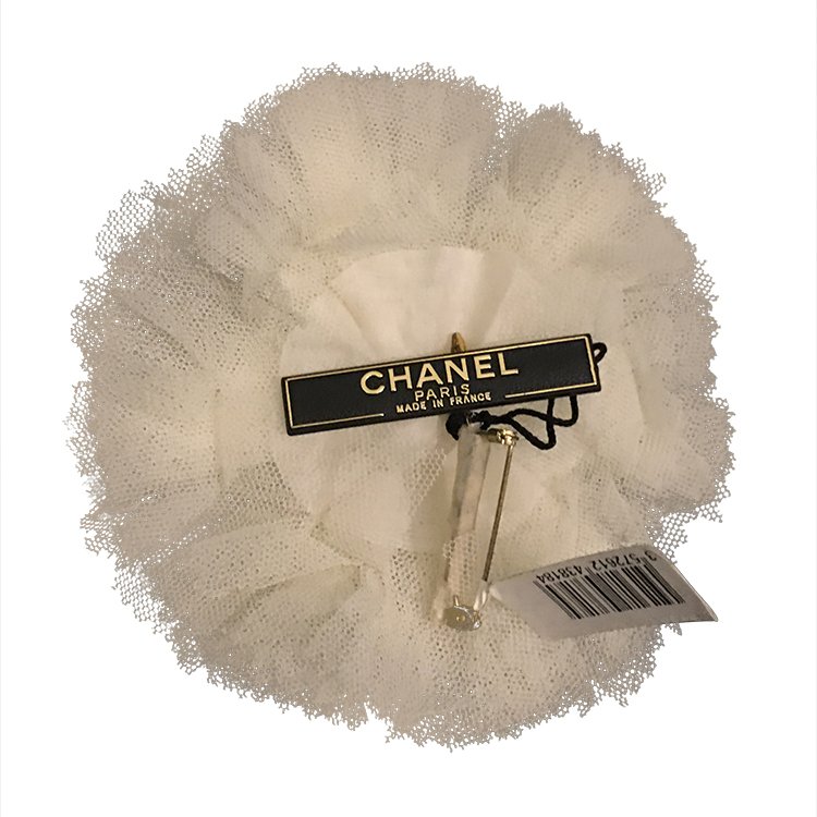 Shop CHANEL Bridal Brooches & Corsages (AA9494 B14239 NR831) by MiuCode