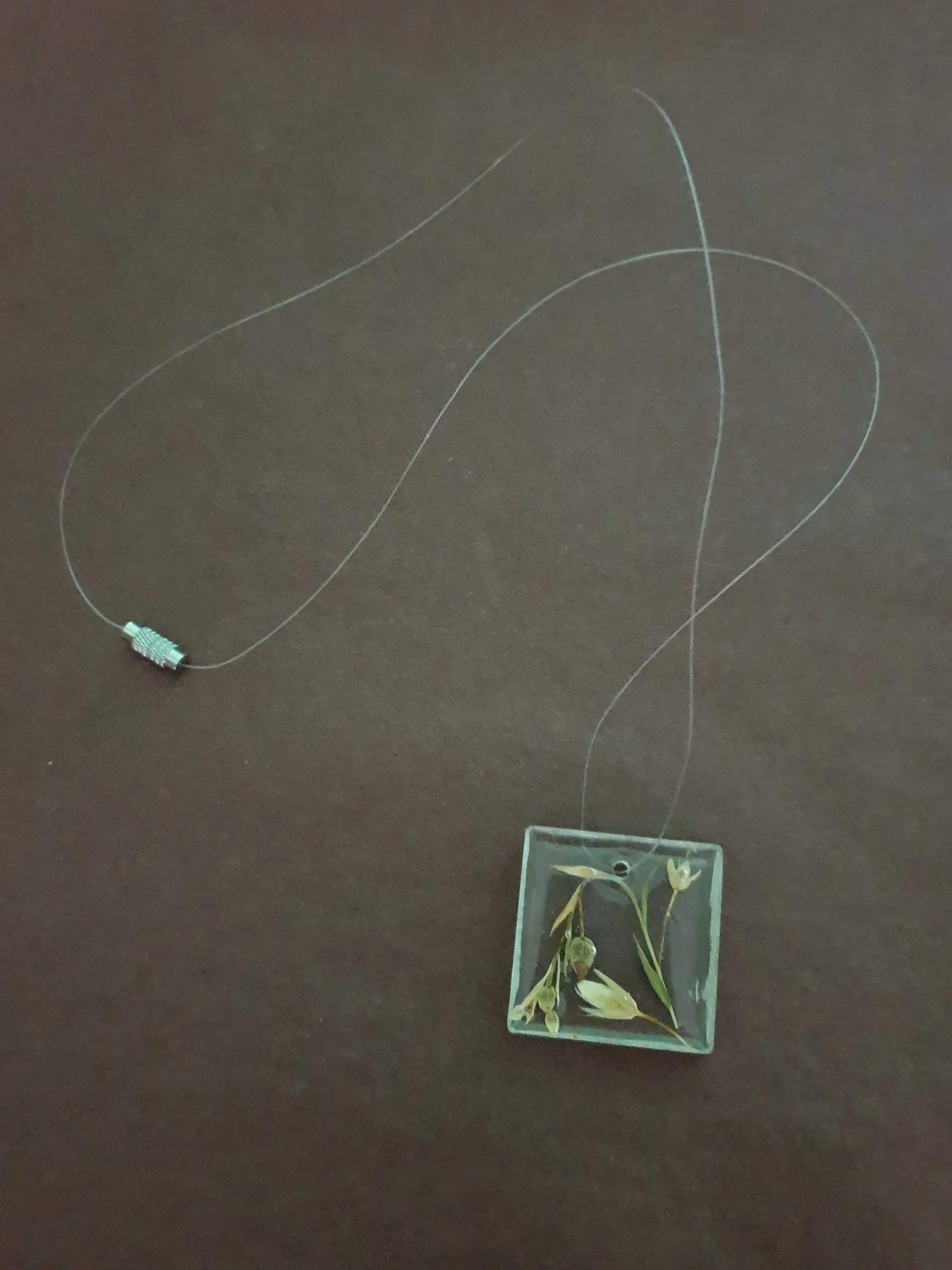 Collier "Fleur séchée"