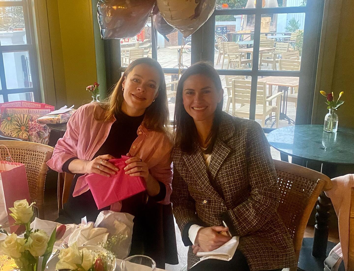 A beautiful Baby Shower. Afternoon tea with Madison, friends and family. .
.
.
.
#babyshower #family #friends #together #missedfamilyandfriends #hamptoncourt #themitre #laughter #love #babylove❤️ 

@karendevilliers_mysilverstreet @mitrehamptoncourt