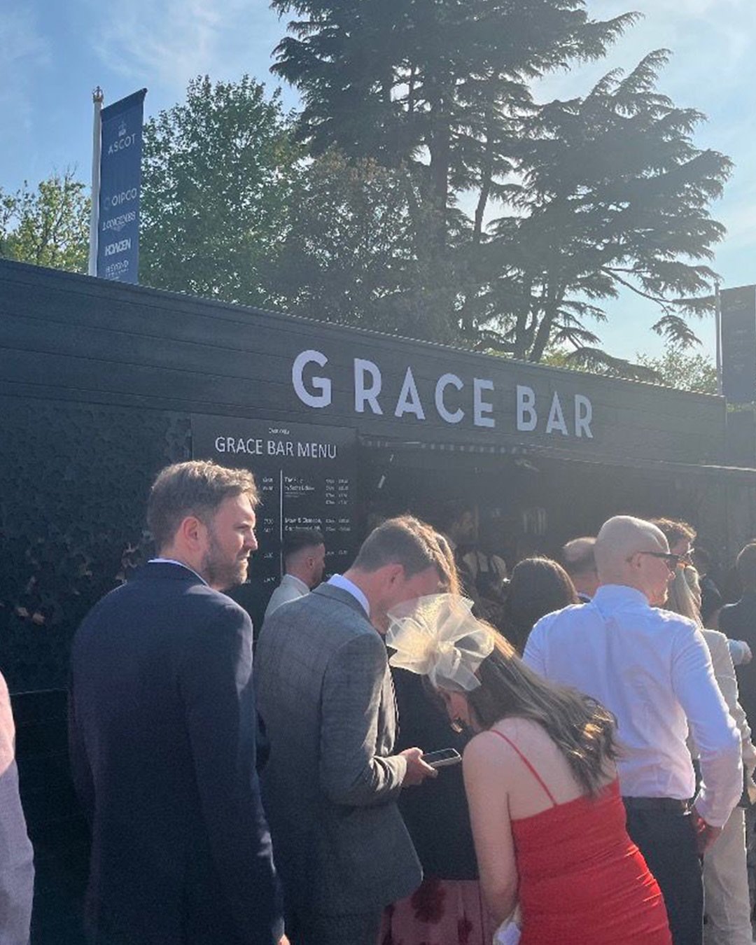 🏇🥂 Ascot. Need we say more?

What an incredible day at one of the most iconic racing venues in the world. The hats were out, the sun was shining, and the Grace Bar was BUSY. 🙌

Pimm&rsquo;s? Flowing. Fizz? Popping. Craft beer &amp; G&amp;Ts? Hitti