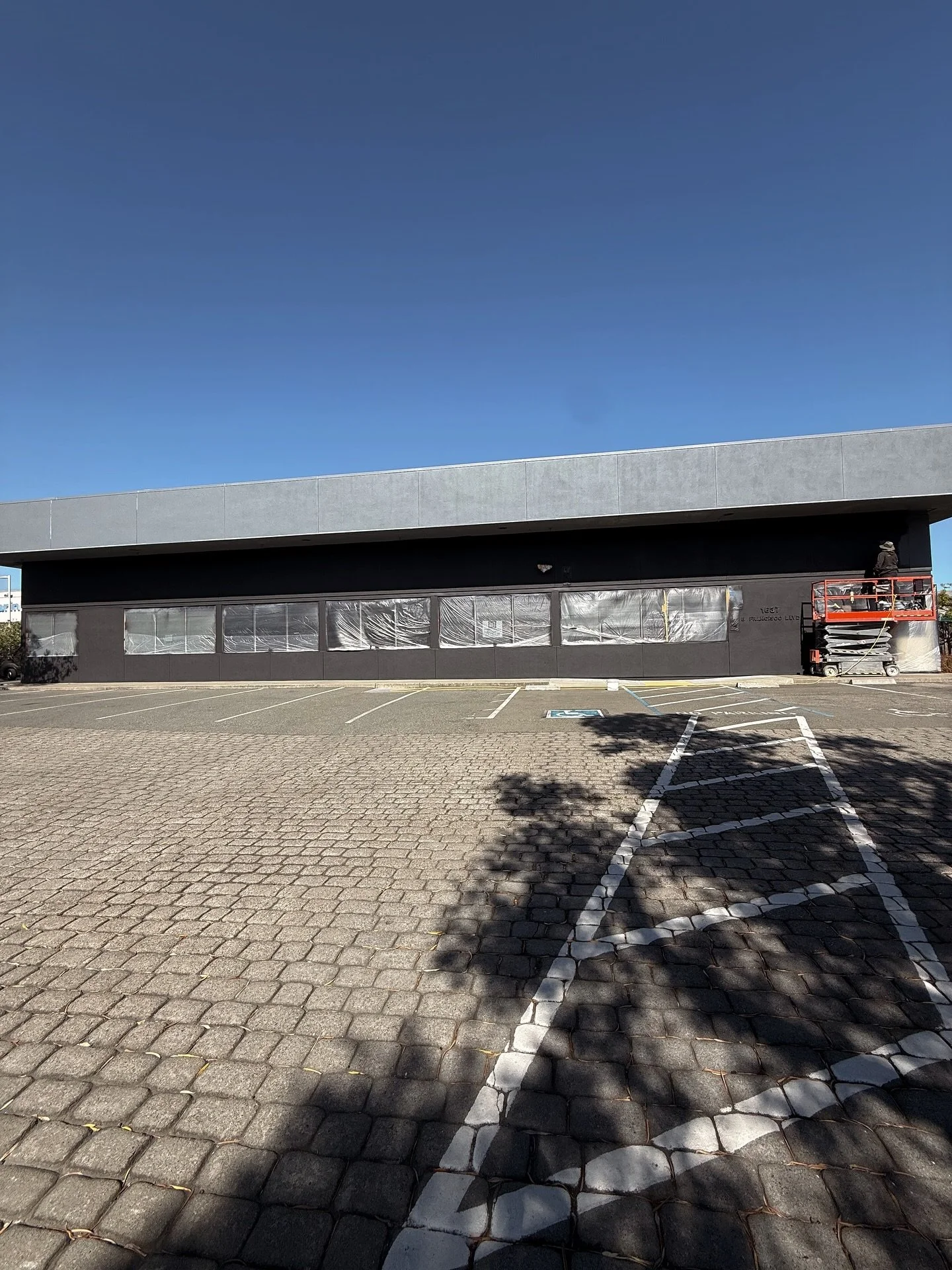 We&rsquo;re growing &amp; on the move! The Still Collective officially has a new headquarters!!! 

Over the next couple of months, we&rsquo;ll be building it out and making the space our own. This is such a big milestone for our team, our clients, an