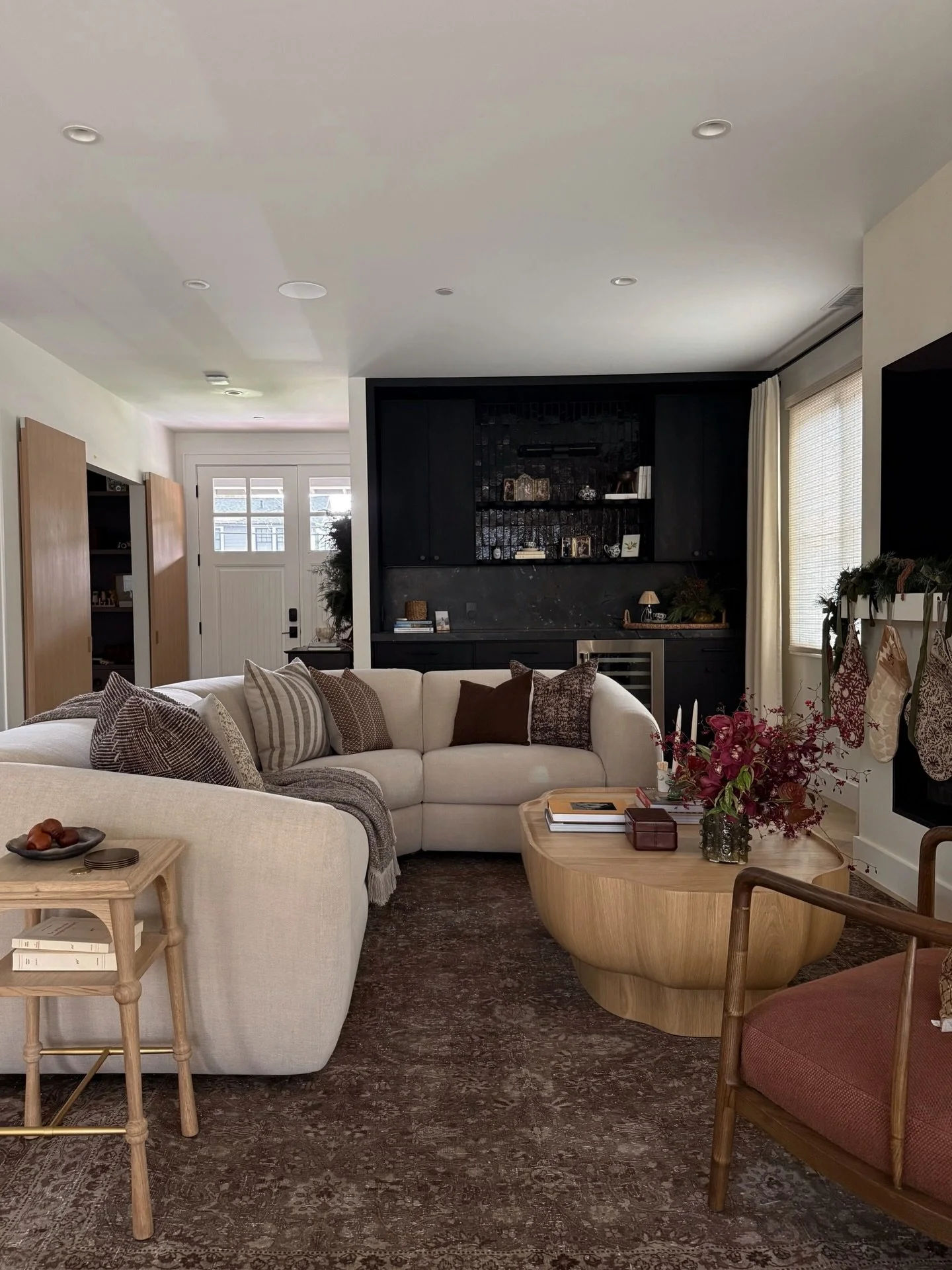 Cozy looks good on this house ✨ #TSCDesign