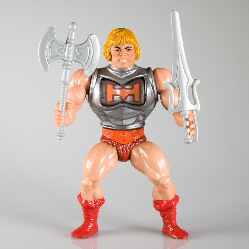 This version of He-Man did not include a shield. 
