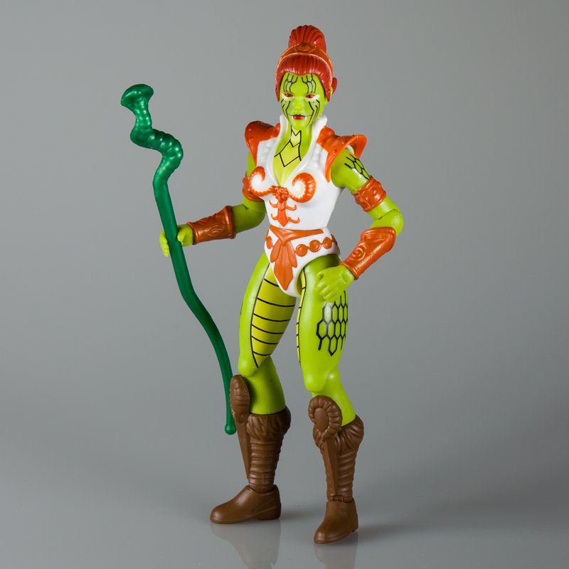 origins-snake-teela-3.jpg