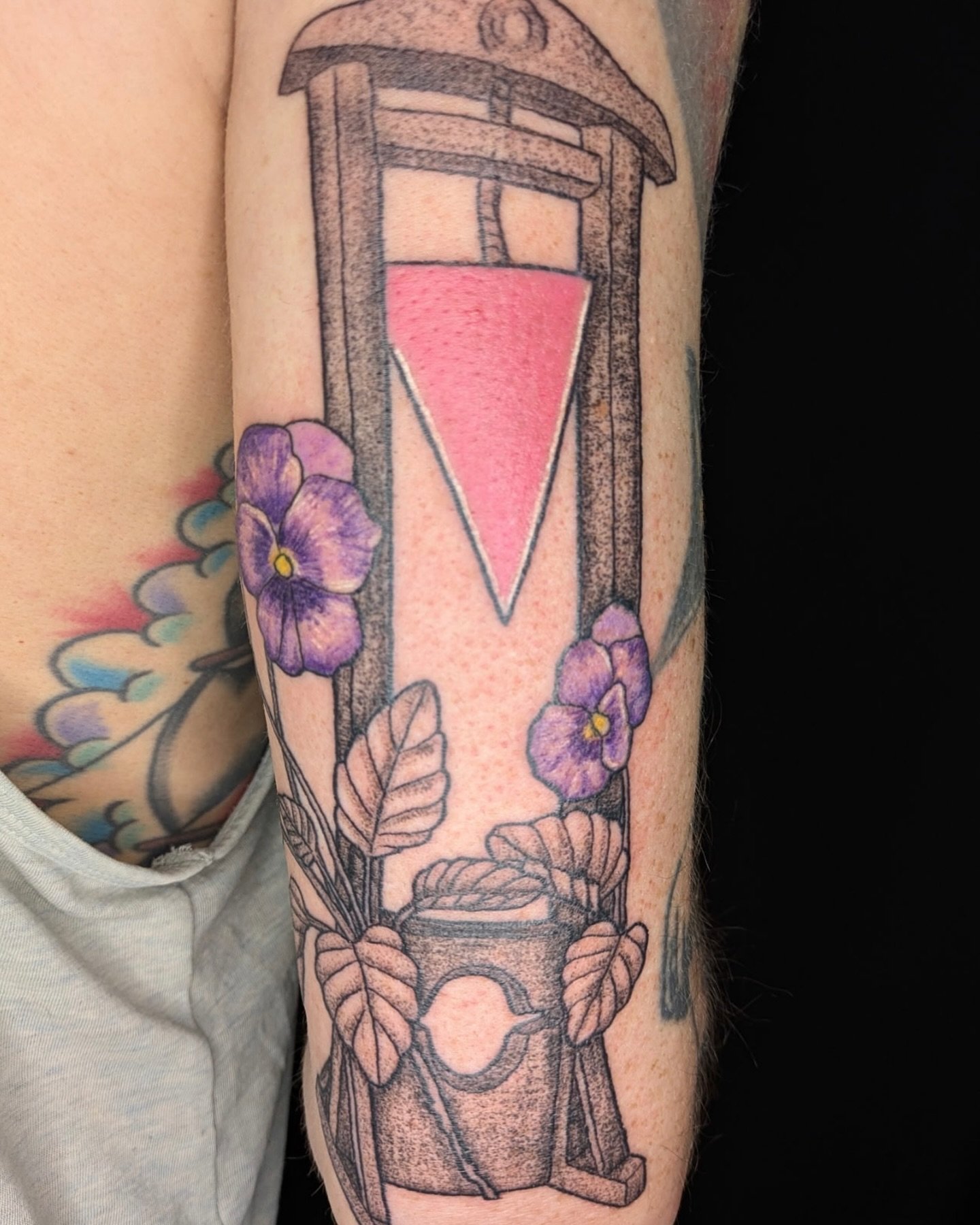 Ready to ACT UP in these modern times, with a little help from the French Revolution. 
And to remind you to find me on BlueSky: andrewforrestbaker.bsky.social

Thanks to @diquartel at @timelesstattooatl for bringing this to my skin. 

&ldquo;And rain