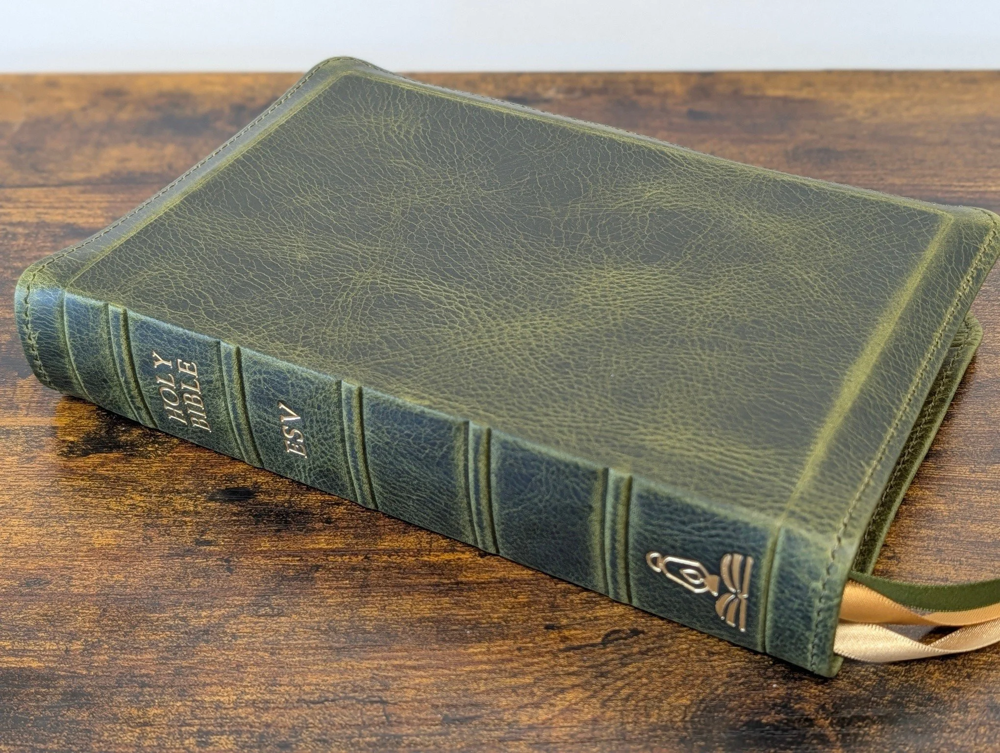 June 9th Drop 

Post #8

ESV Single Column Heritage (2025 text) rebound in Olive waxy pull-up cowhide 

Every bible features a reinforced spine, Oxford hollow, hand stitched perimeter, high end leather, and Berisford double satin ribbons.