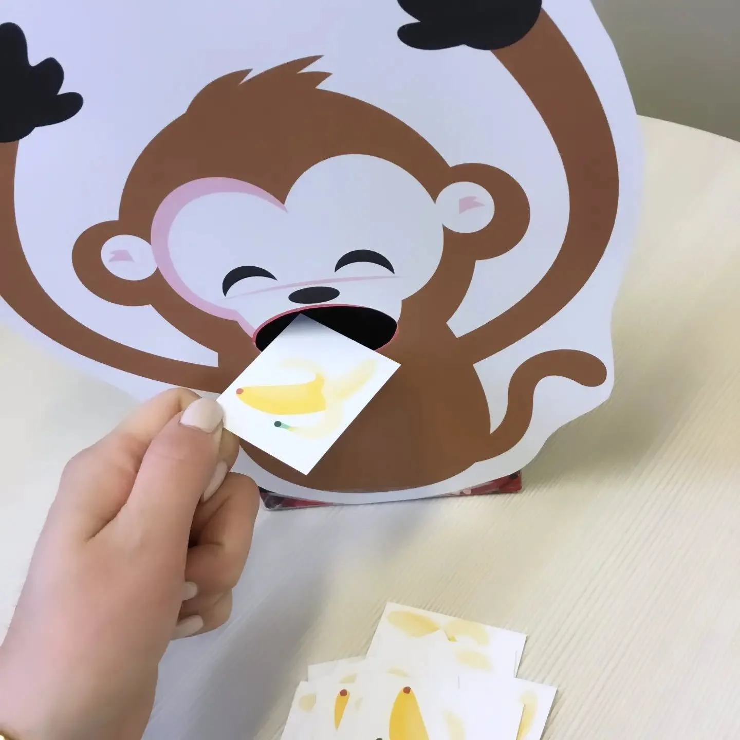 A surprisingly simple way to practice speech and language skills - monkey cut-out taped to a tissue box. 

Let's feed the monkey! 

🌐 www.clearwayspeech.com
✉️ rachelmckee@clearwayspeech.com
📞 519-588-0952

#TheSpeechPlace #ClearwaySpeech #Clearway