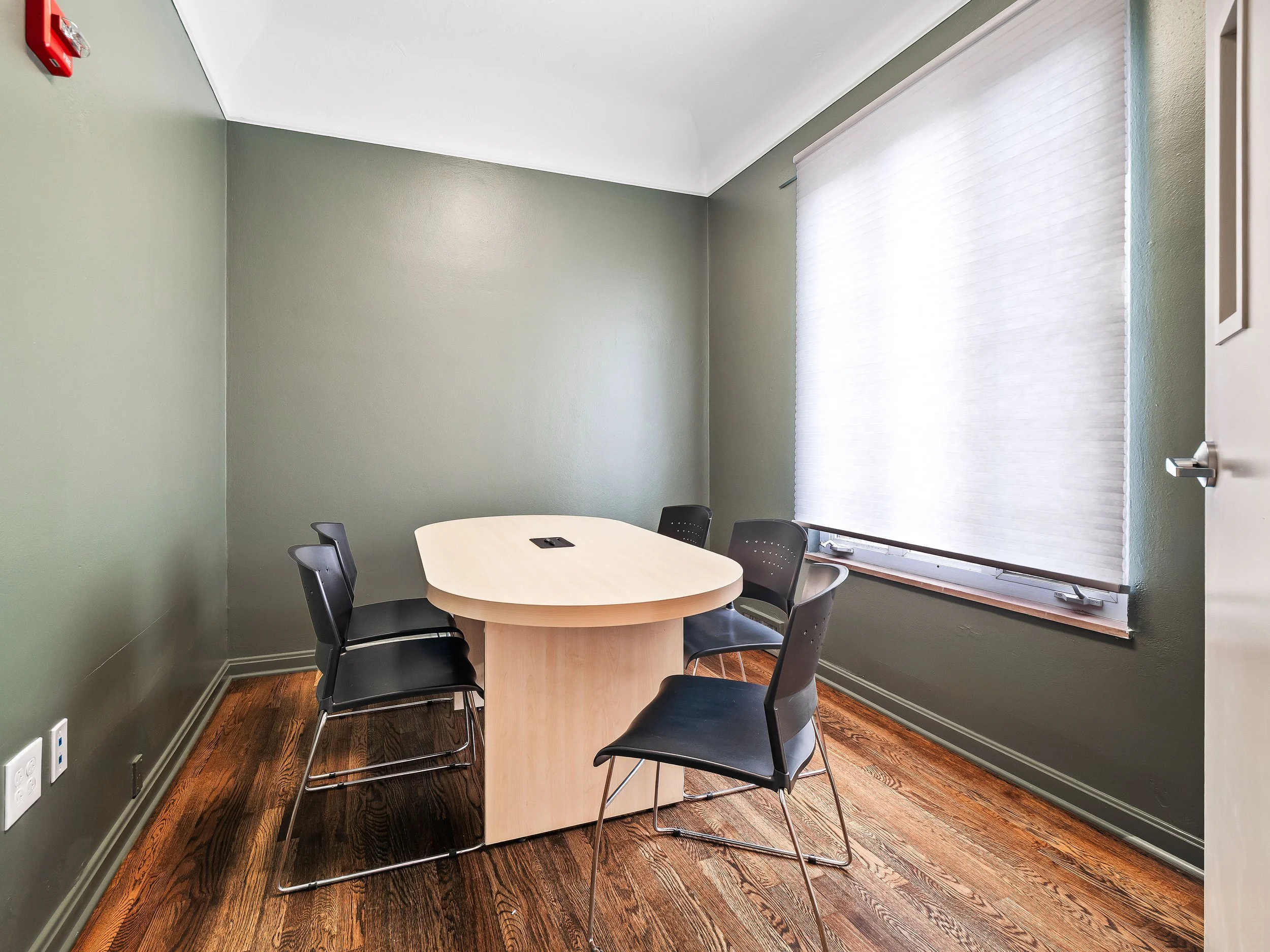12900MadisonAve-12.jpg