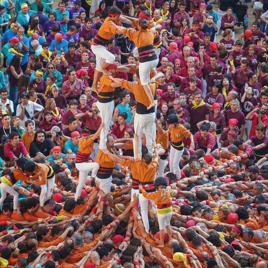 +34 is as much about the story and culture as the wine. The tradition to build human towers, called castells, date from the 18th century and initiated in the Catalonia region. Since then, it has spread all over Spain and is practiced during celebrati