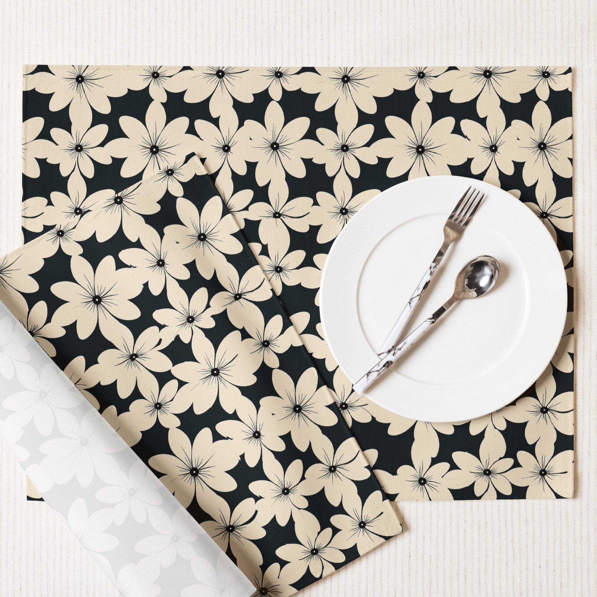 placemat-set-(4)-white-front-655527ca2a28a.jpg