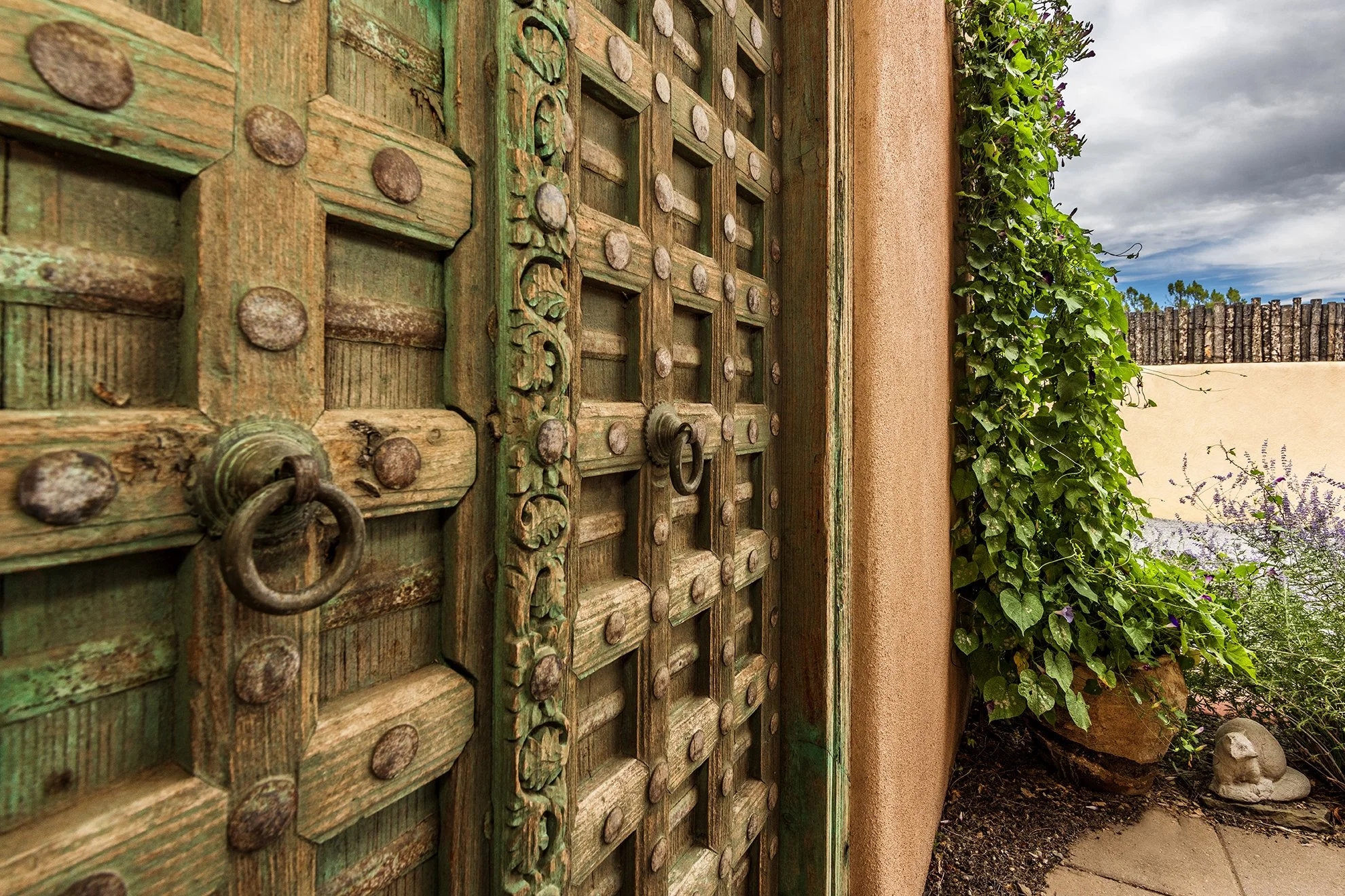 05_15minerstrail_garden india doors.jpg