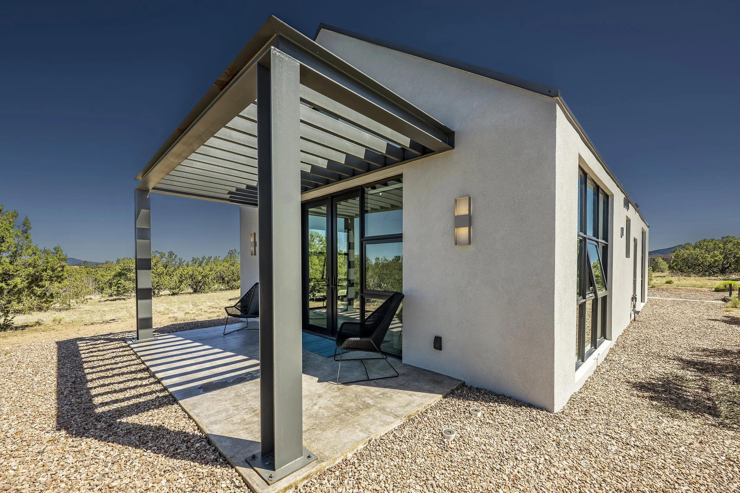 Contemporary guest house in Santa Fe
