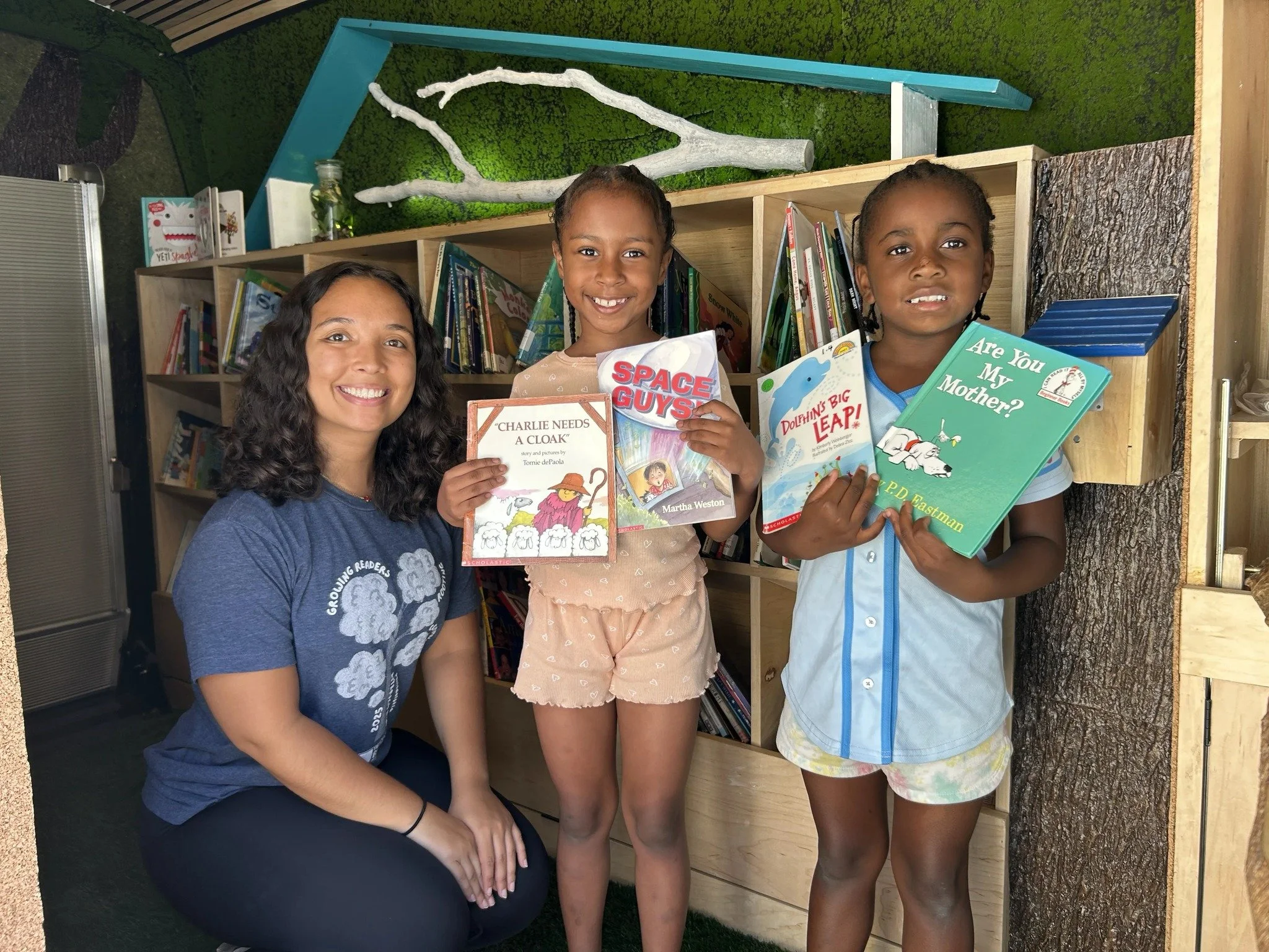 Our students had a great time picking out books from the Traveling Tree House Bookmobile yesterday! Over the summer, keeping kids reading is important and the Bookmobile allows youth to choose books that they&rsquo;re excited about.📘🌞

Thanks again