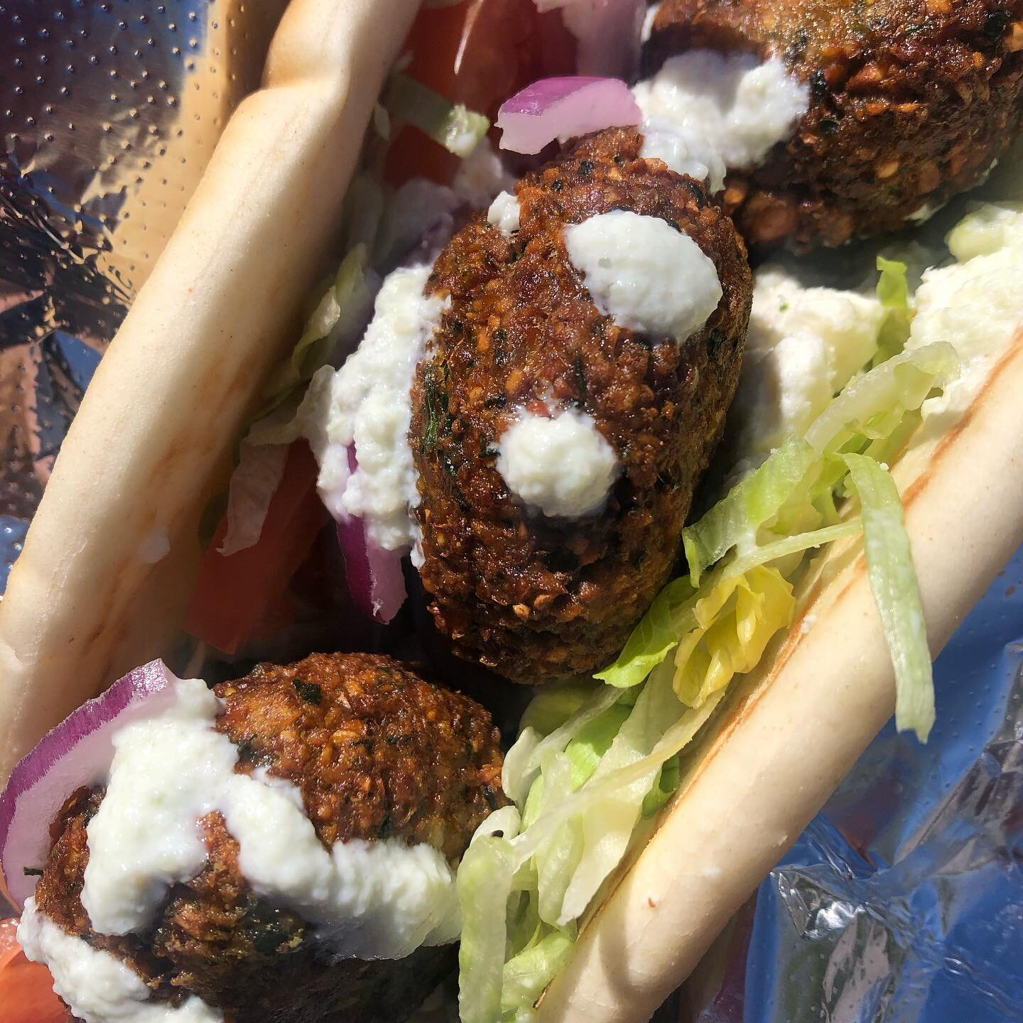 Let&rsquo;s falafel!!!!! Swing on down for lunch and enjoy Kate&rsquo;s homemade falafel, house made tzatziki and fresh veg!! Make those tummy&rsquo;s smile!🌯🥒🧅✨