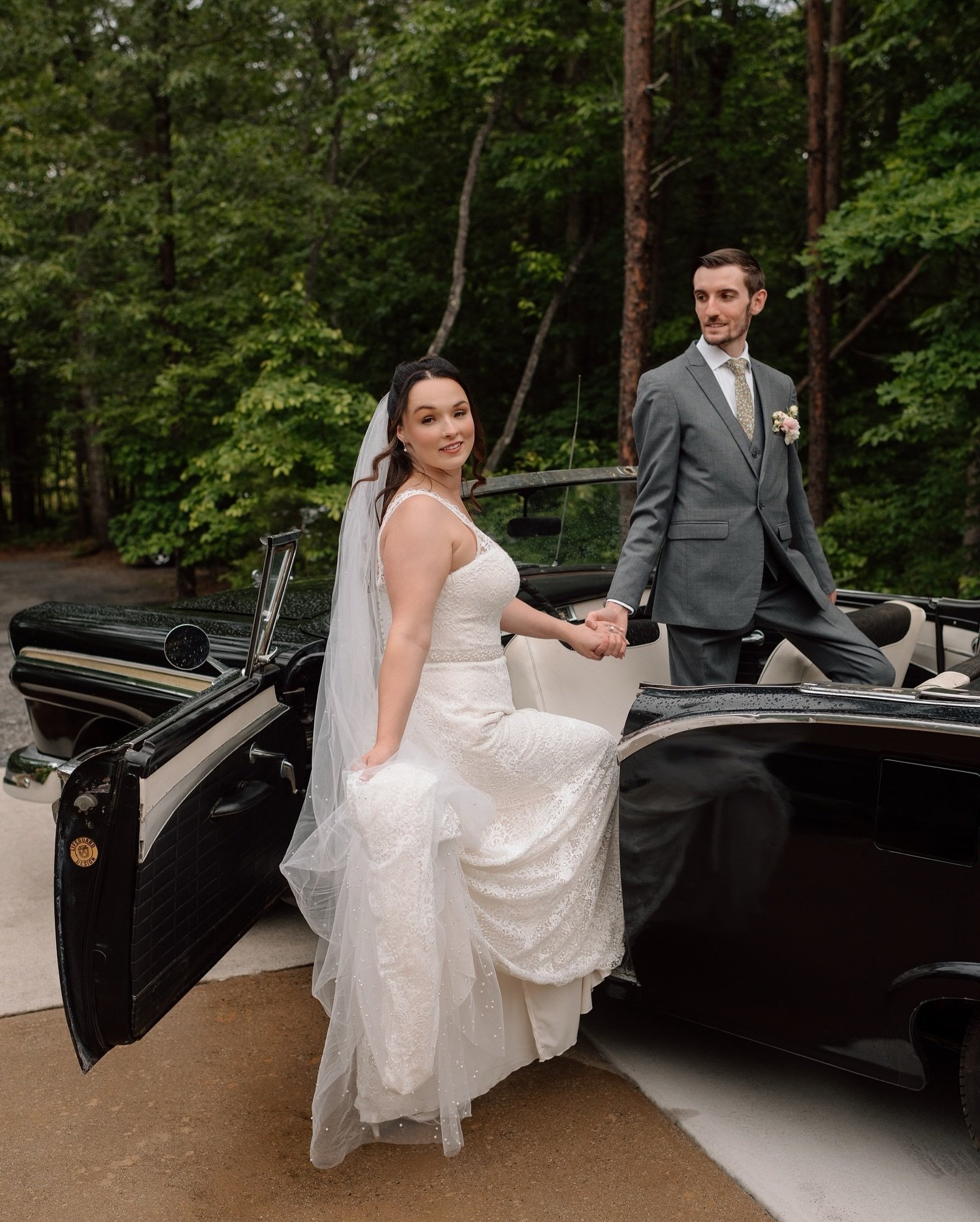 We pushed through 80% chance of precipitation in the North Georgia Mountains to ensure Alexis and Tristan could keep the majority of their dreamy wedding outside over the holiday weekend. I could not have been more thankful for such a patient, determ