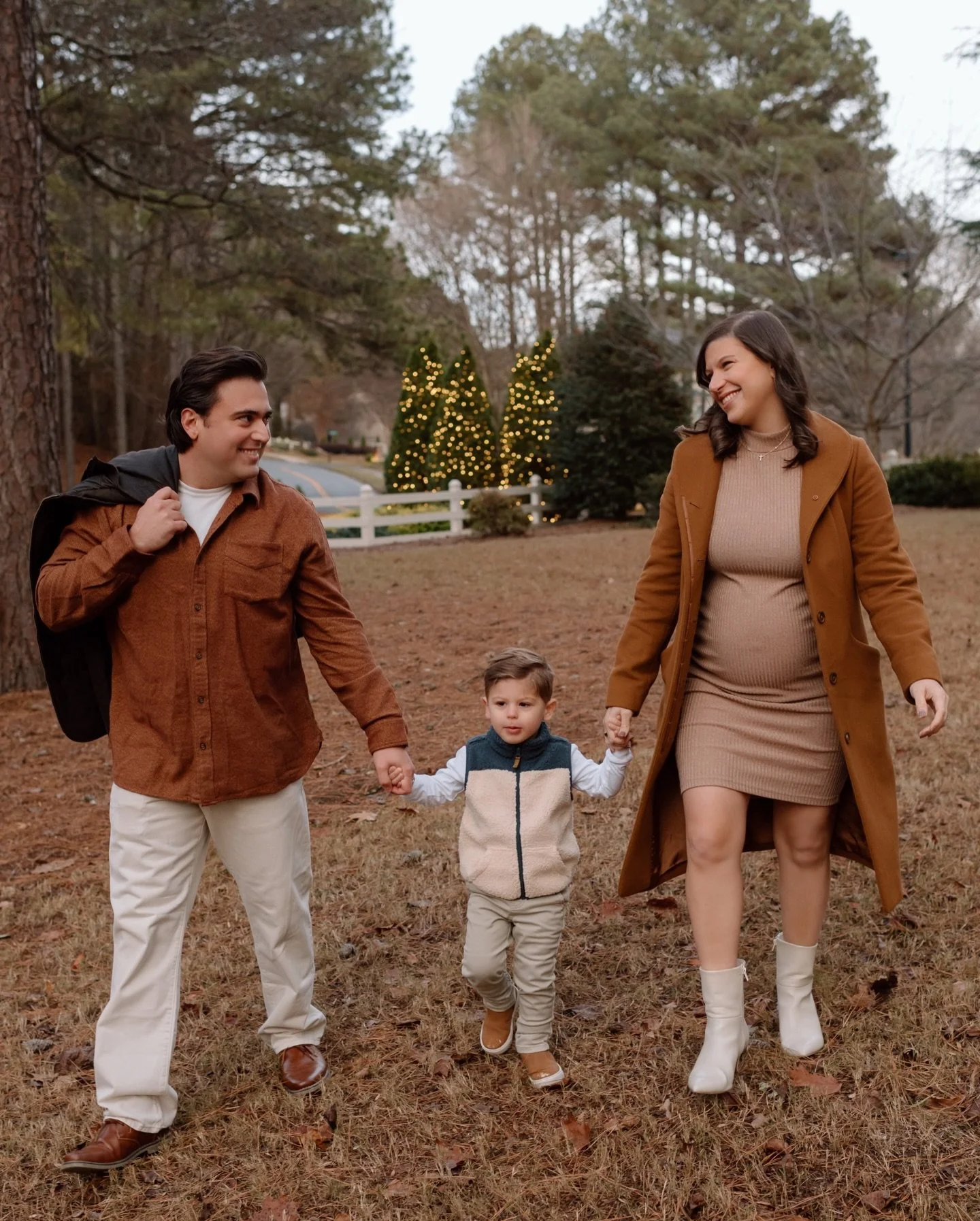 The Holiday Season just got cozier for the Meneses family as they announced that they are expecting their second baby! It feels like a whole new experience when you get to share the excitement with your first born. Big siblings are always beaming wit