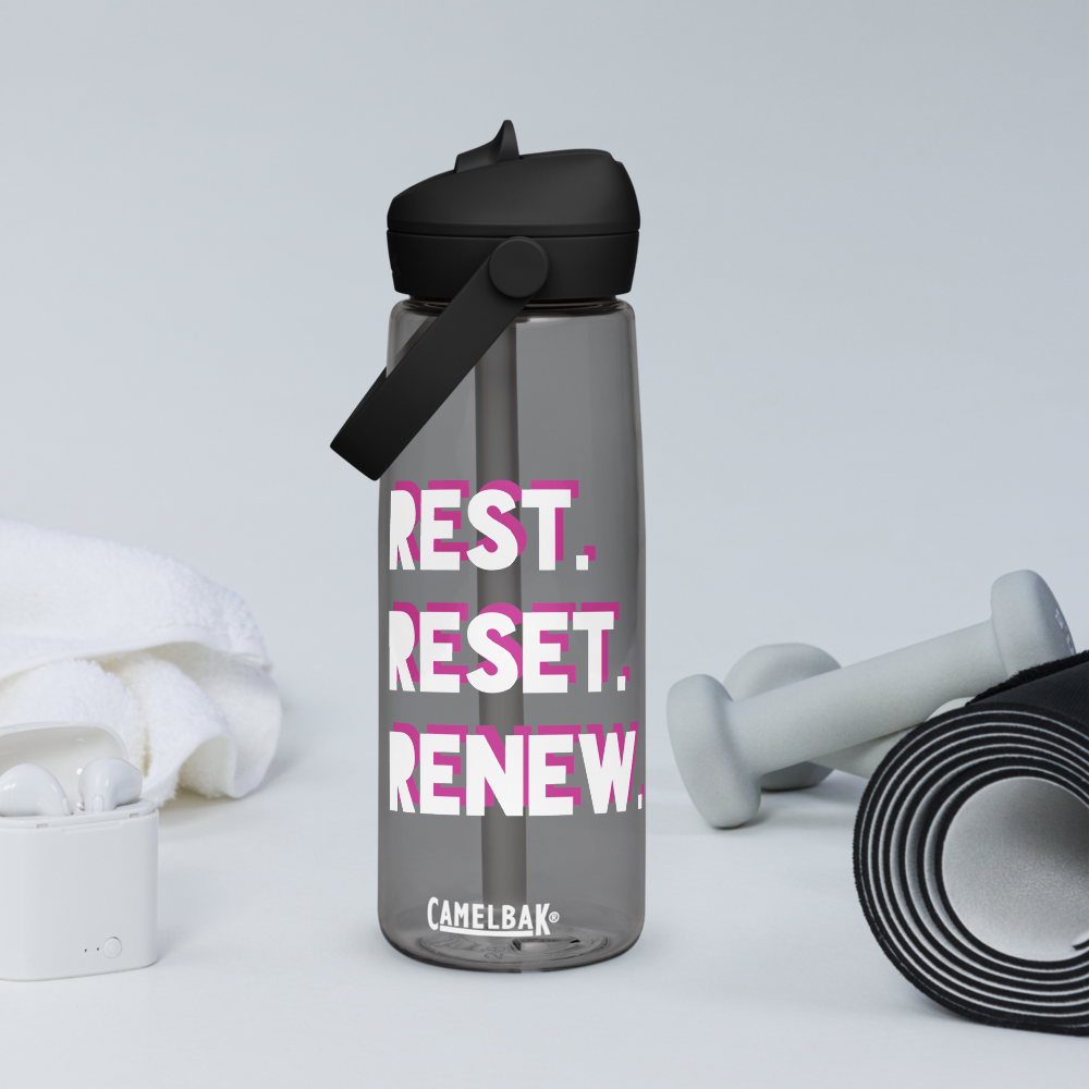 flip-straw-water-bottle-charcoal-front-691d2c365d533.png