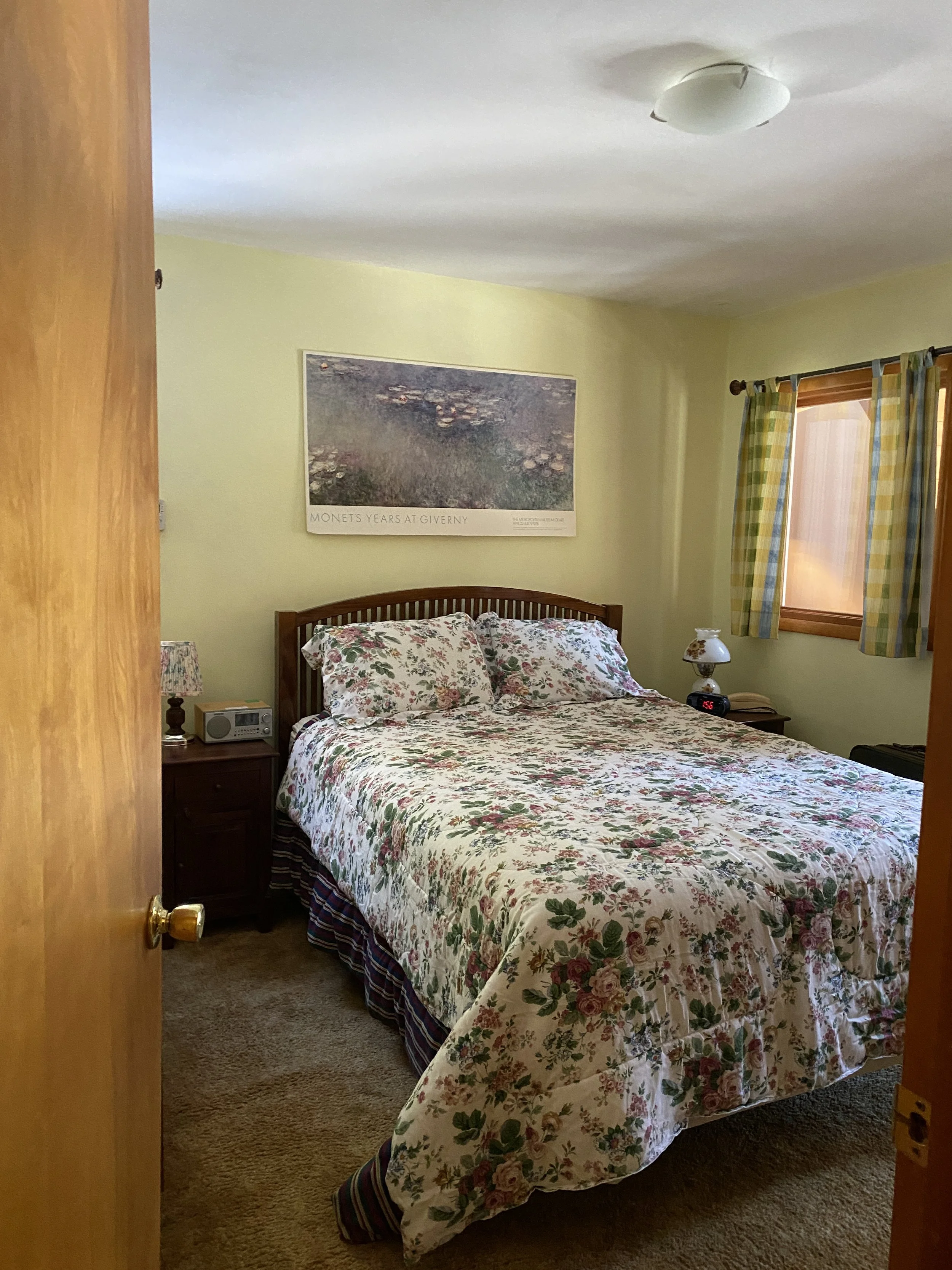 airbnb interior designer.JPG