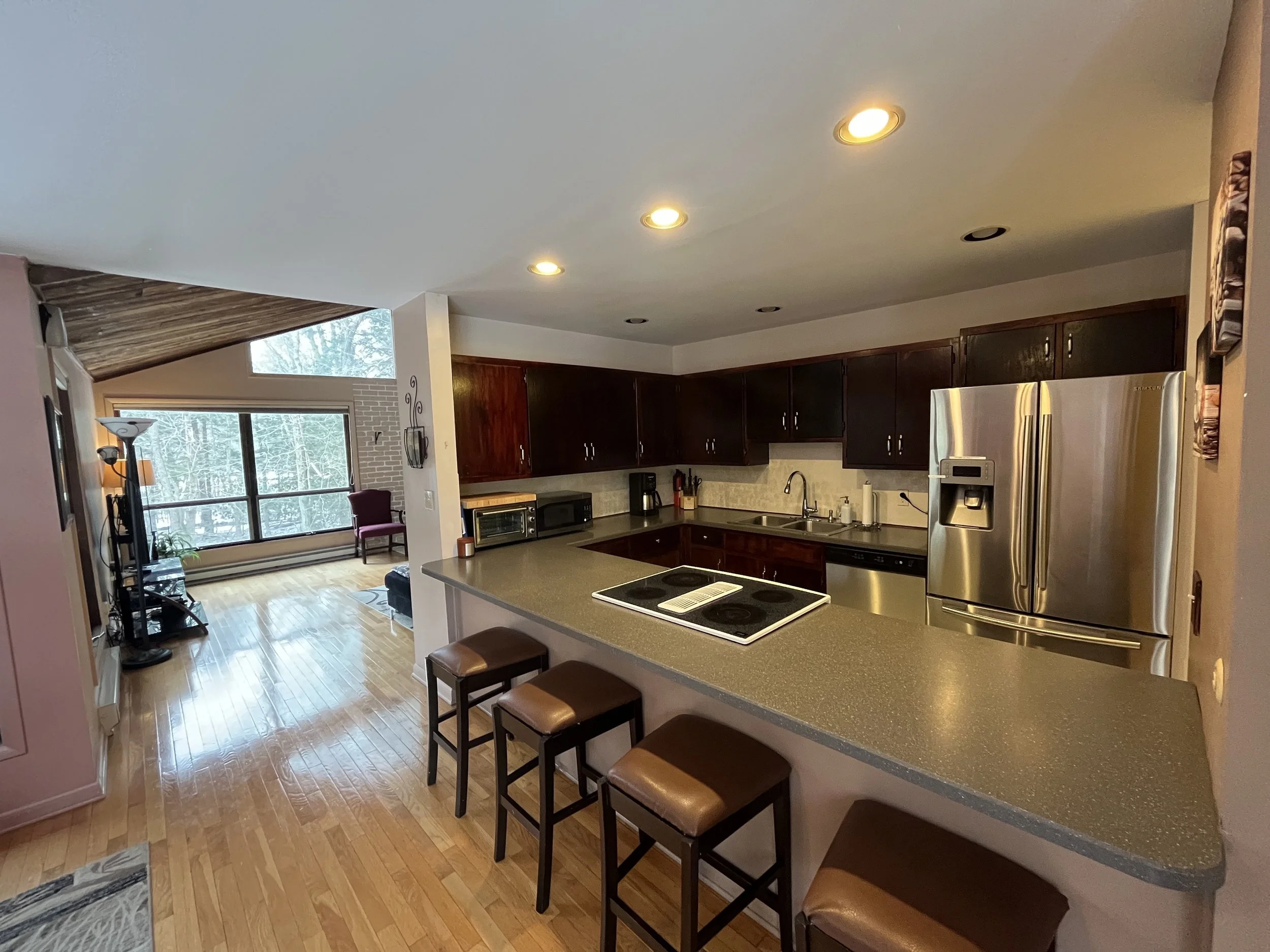 poconos house kitchen.jpg