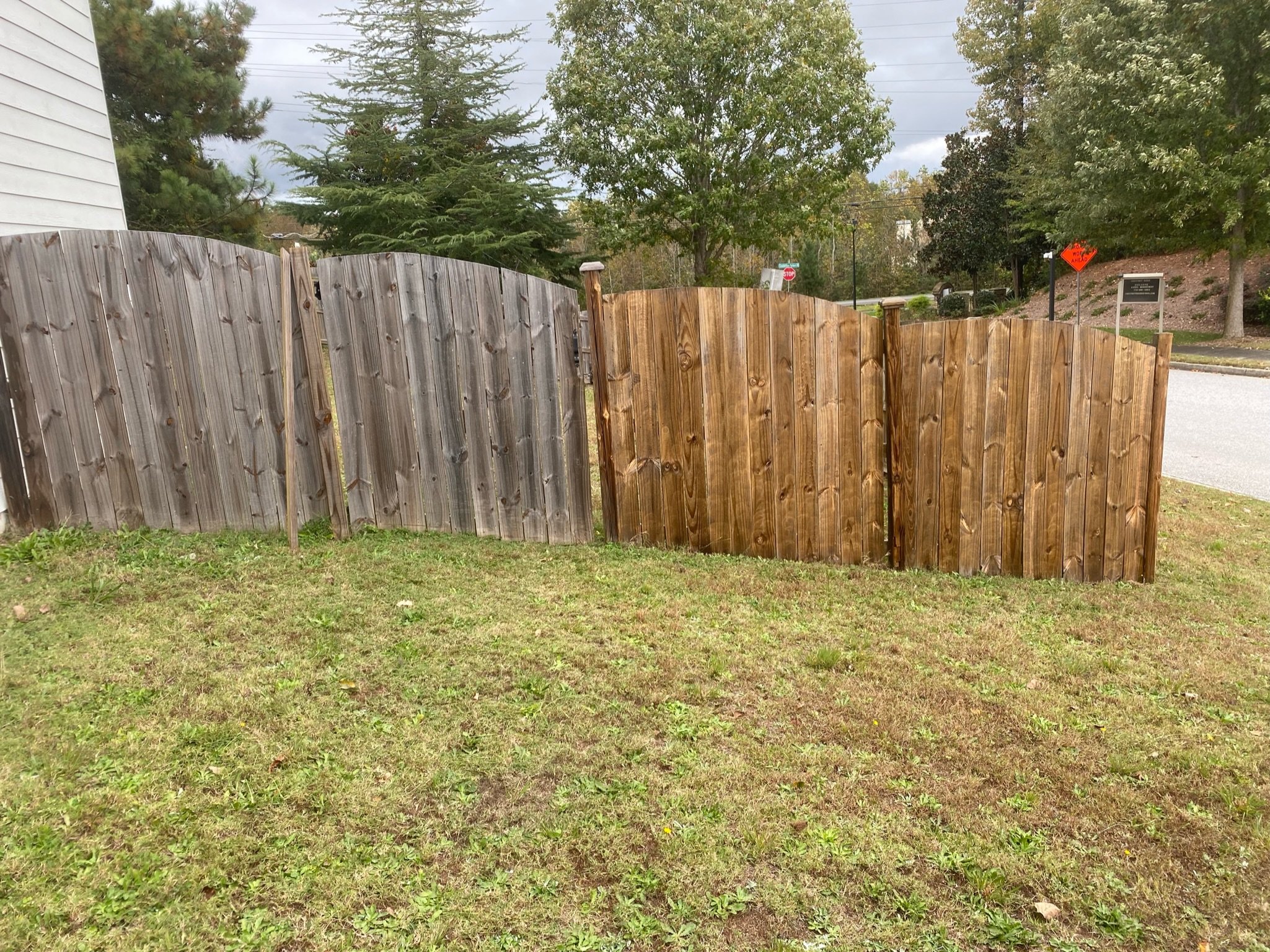 Wood fence pressure wash, treatment & stain (Before | After)
