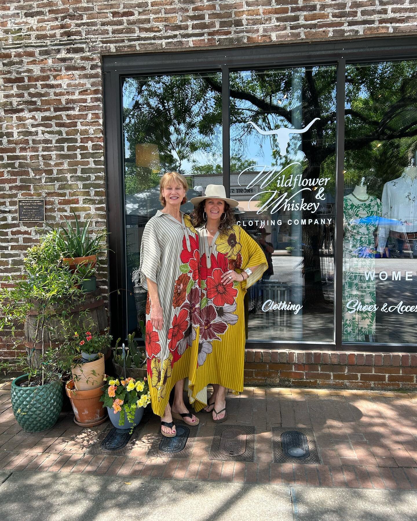 Great minds think alike! (Lynda Weaver)LOL!!
Thanks to all who came out to Georgetown&rsquo;s 2nd annual Food, Beer &amp;  Wine Festival!&hellip;..what a great event!!
&hellip;..&amp; a special thanks to all shopped with us at Wildflower &amp; Whiske